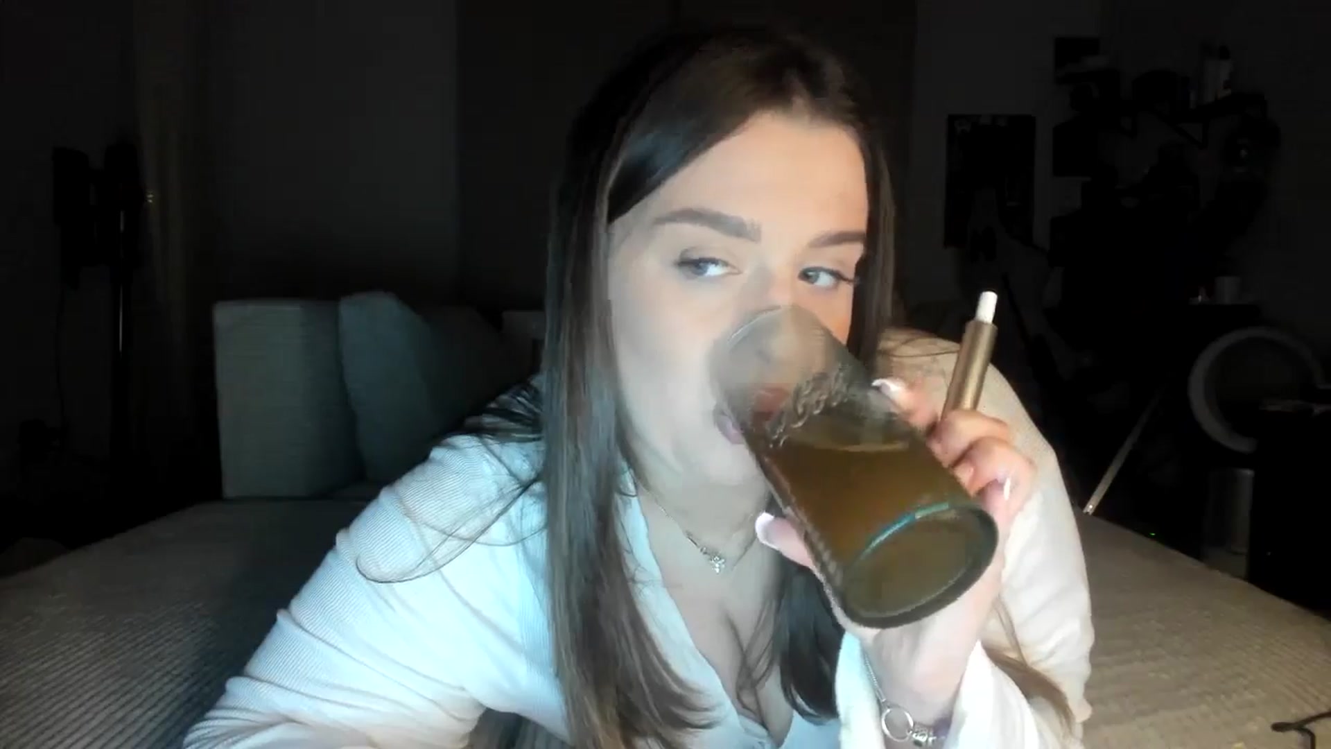 Gallery image thumbnail from IamAlishaBaby's myfreecams stream on, 06/29/2024, 23:25 image 9 of 20