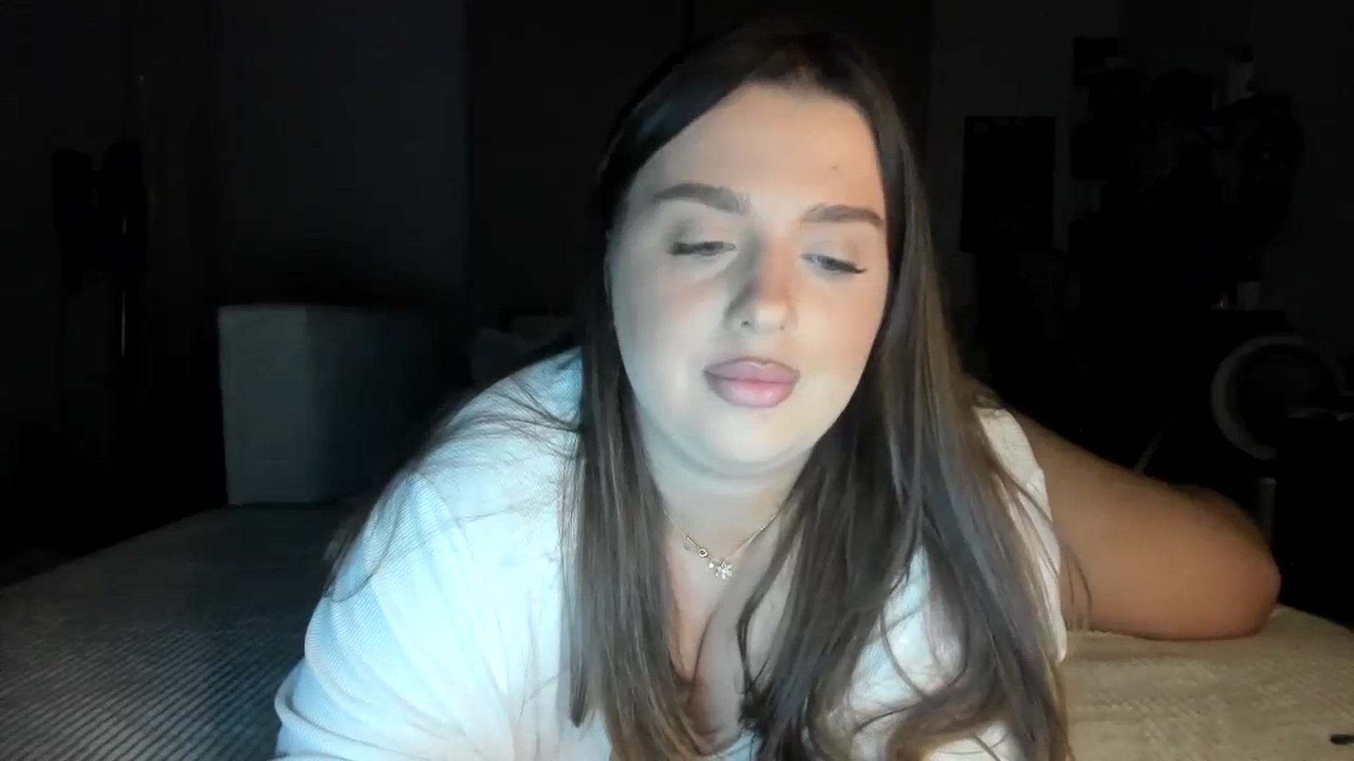Gallery image thumbnail from IamAlishaBaby's myfreecams stream on, 06/30/2024, 24:54 image 6 of 20