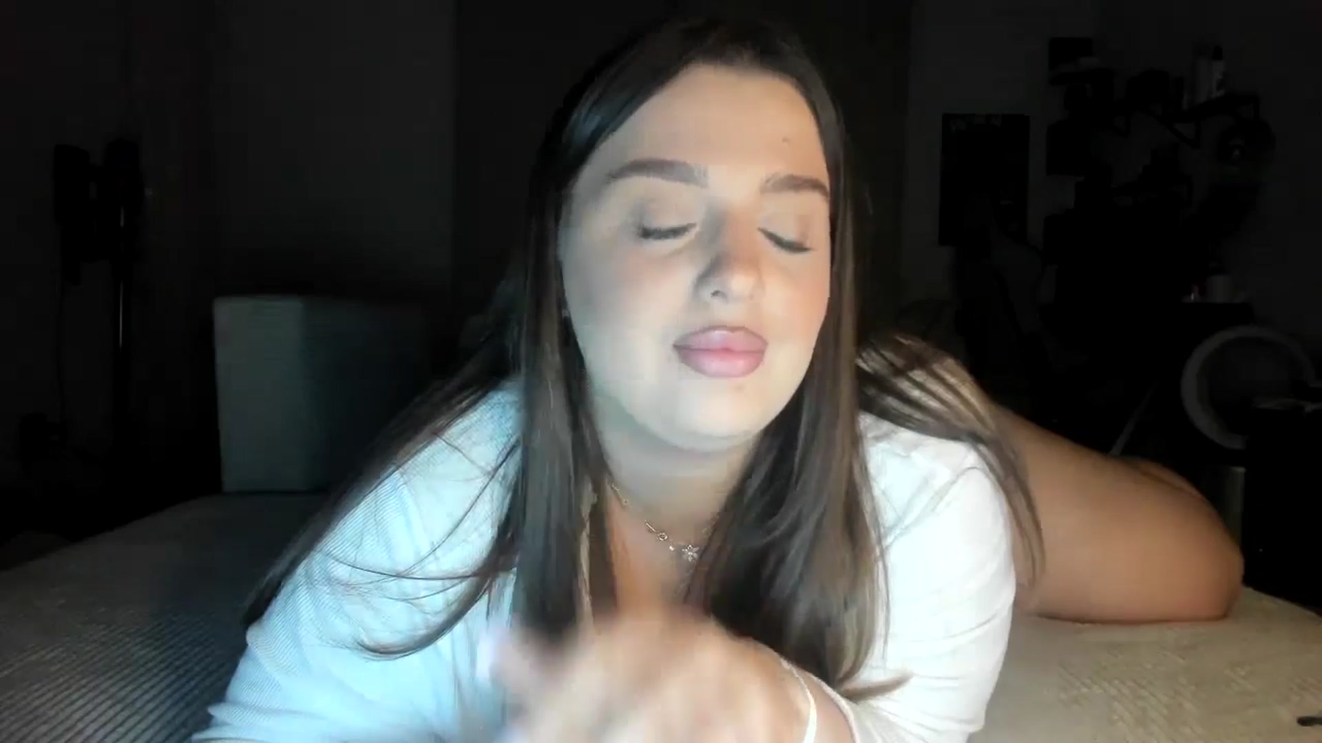 Gallery image thumbnail from IamAlishaBaby's myfreecams stream on, 06/30/2024, 24:54 image 4 of 20