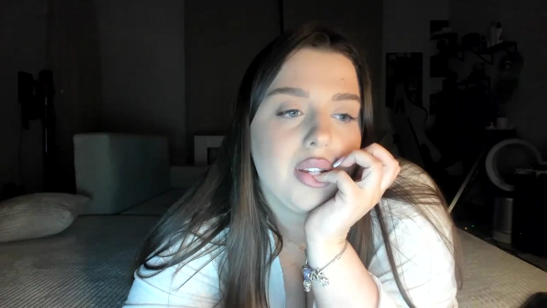 Gallery image thumbnail from IamAlishaBaby's myfreecams stream on, 06/30/2024, 23:17 image 16 of 20