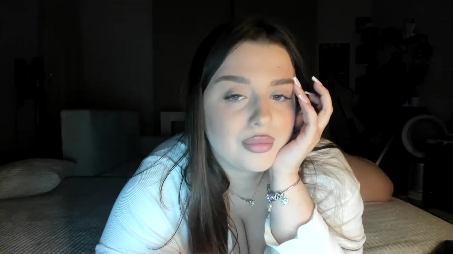 Gallery image thumbnail from IamAlishaBaby's myfreecams stream on, 06/30/2024, 23:17 image 14 of 20