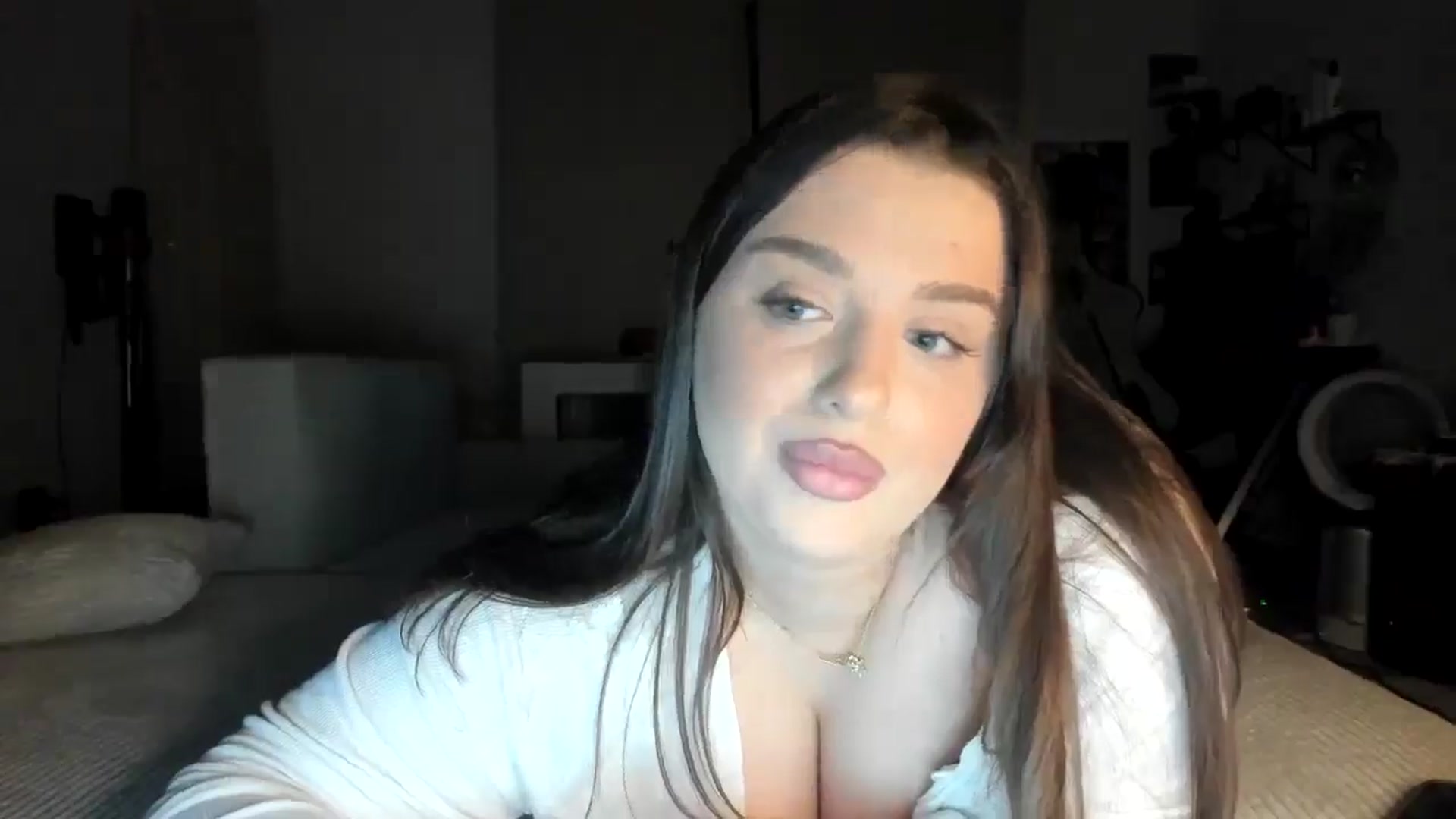 Gallery image thumbnail from IamAlishaBaby's myfreecams stream on, 06/30/2024, 23:17 image 15 of 20