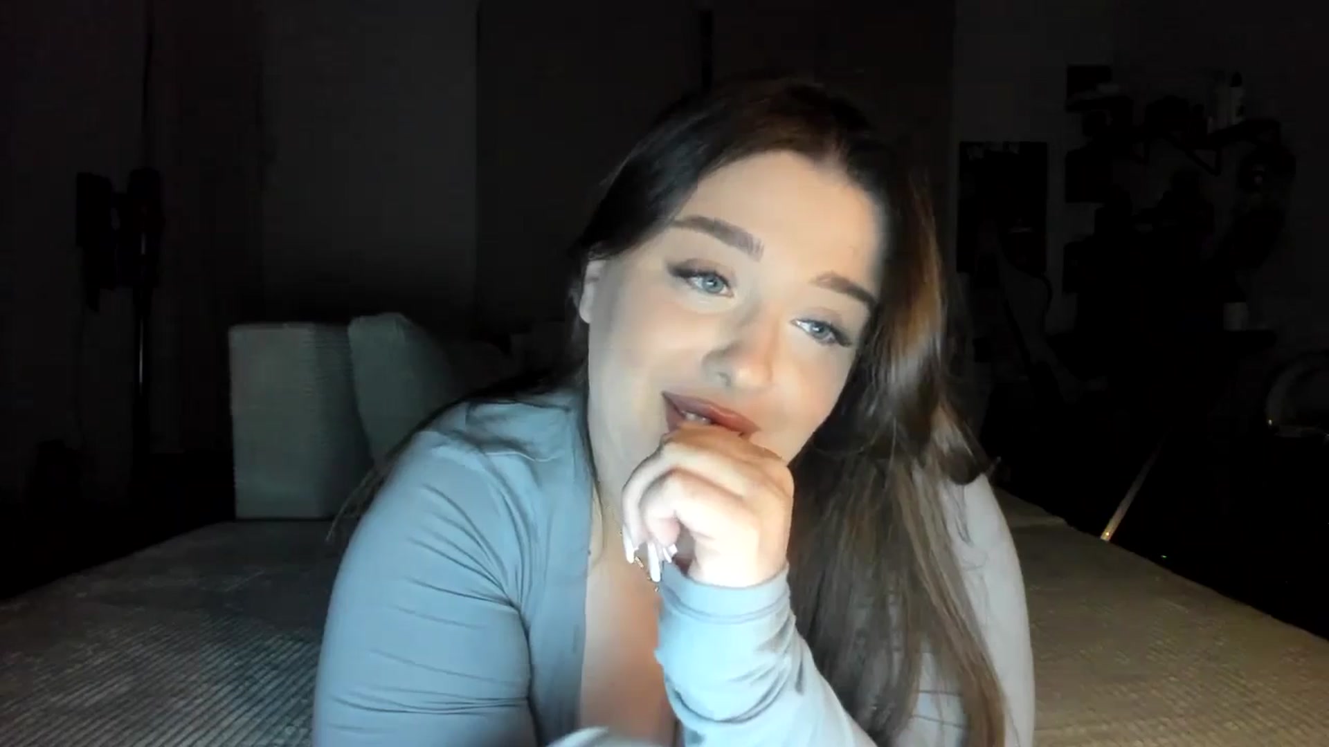 Gallery image thumbnail from IamAlishaBaby's myfreecams stream on, 07/08/2024, 23:05 image 15 of 20