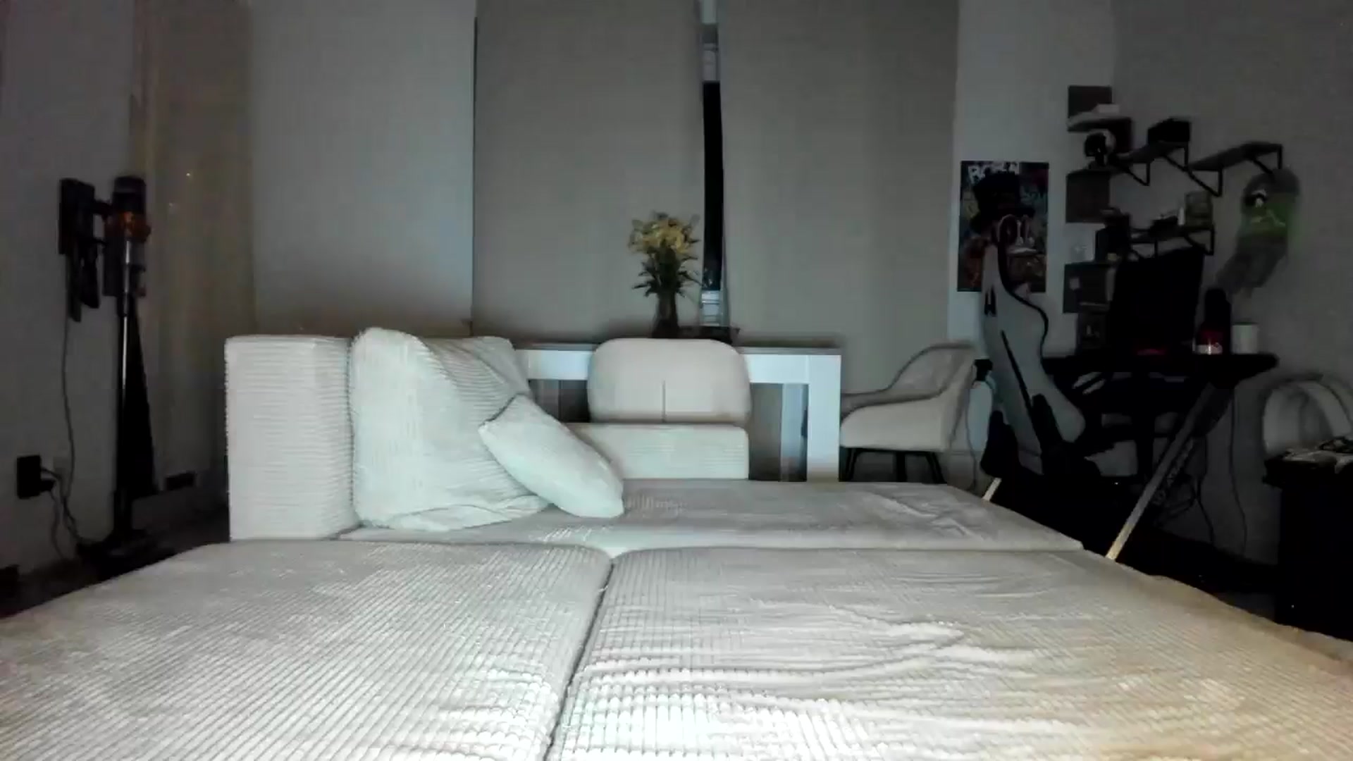 Gallery image thumbnail from IamAlishaBaby's myfreecams stream on, 07/16/2024, 22:27 image 17 of 20