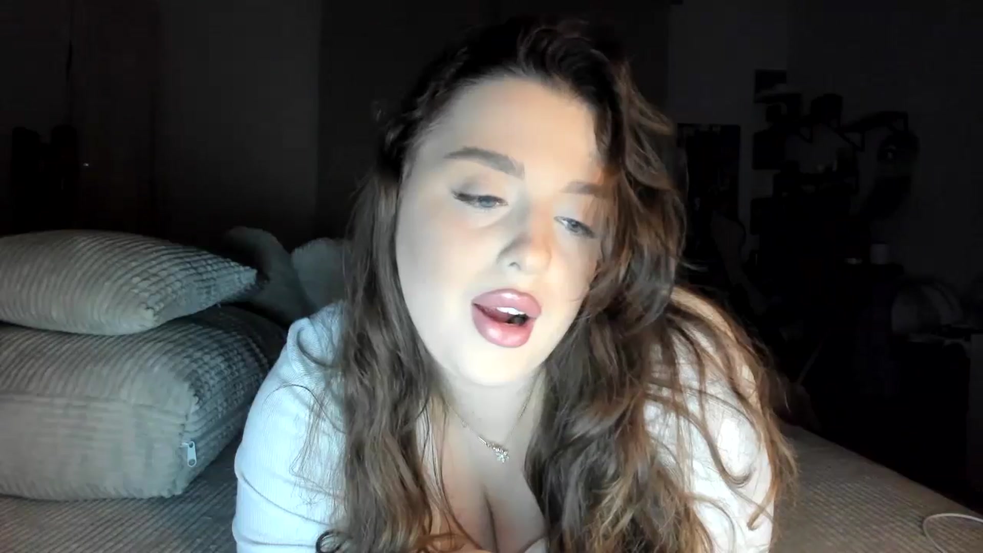 Gallery image thumbnail from IamAlishaBaby's myfreecams stream on, 07/17/2024, 21:22 image 17 of 20