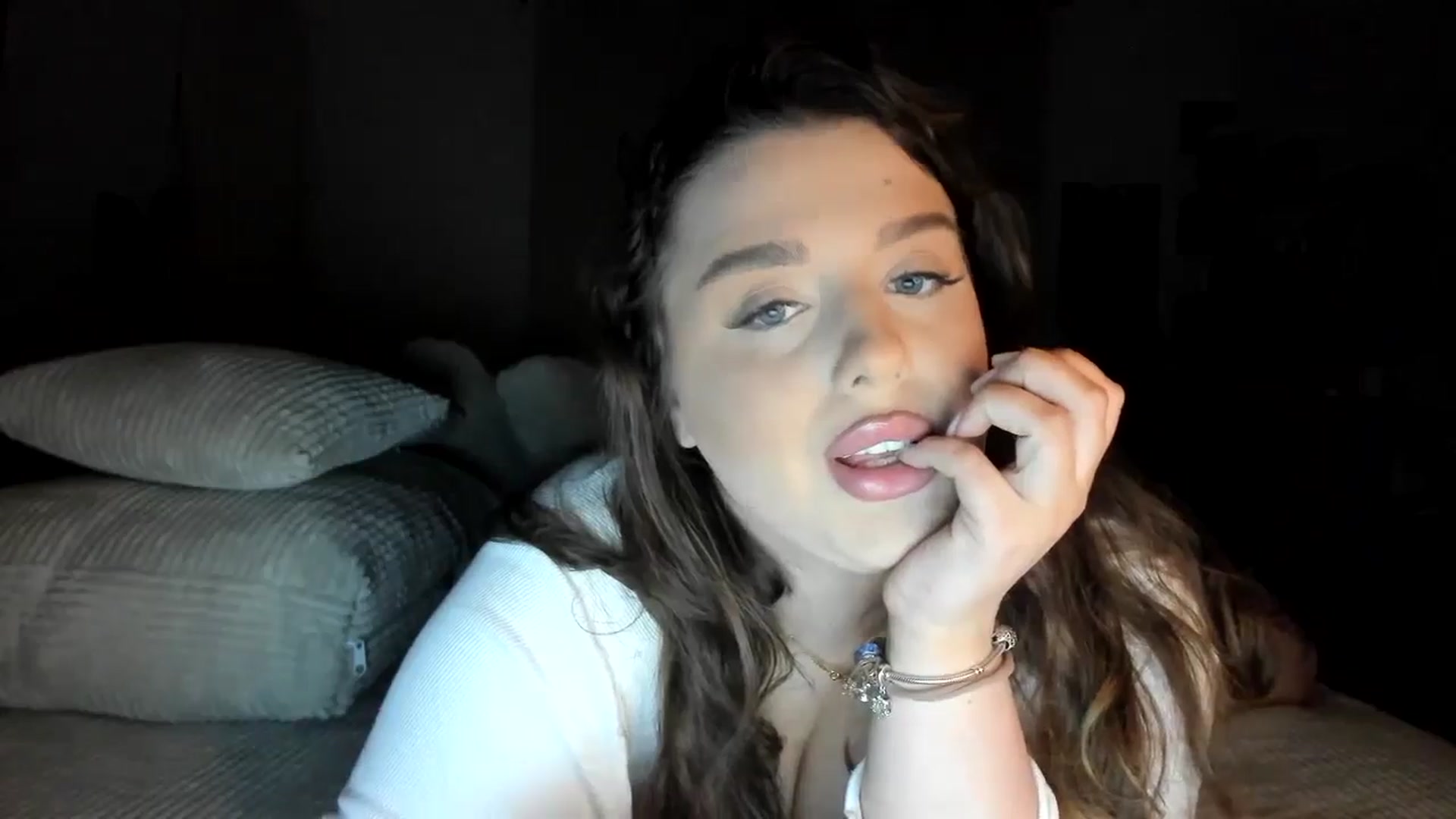 Gallery image thumbnail from IamAlishaBaby's myfreecams stream on, 07/17/2024, 21:41 image 20 of 20