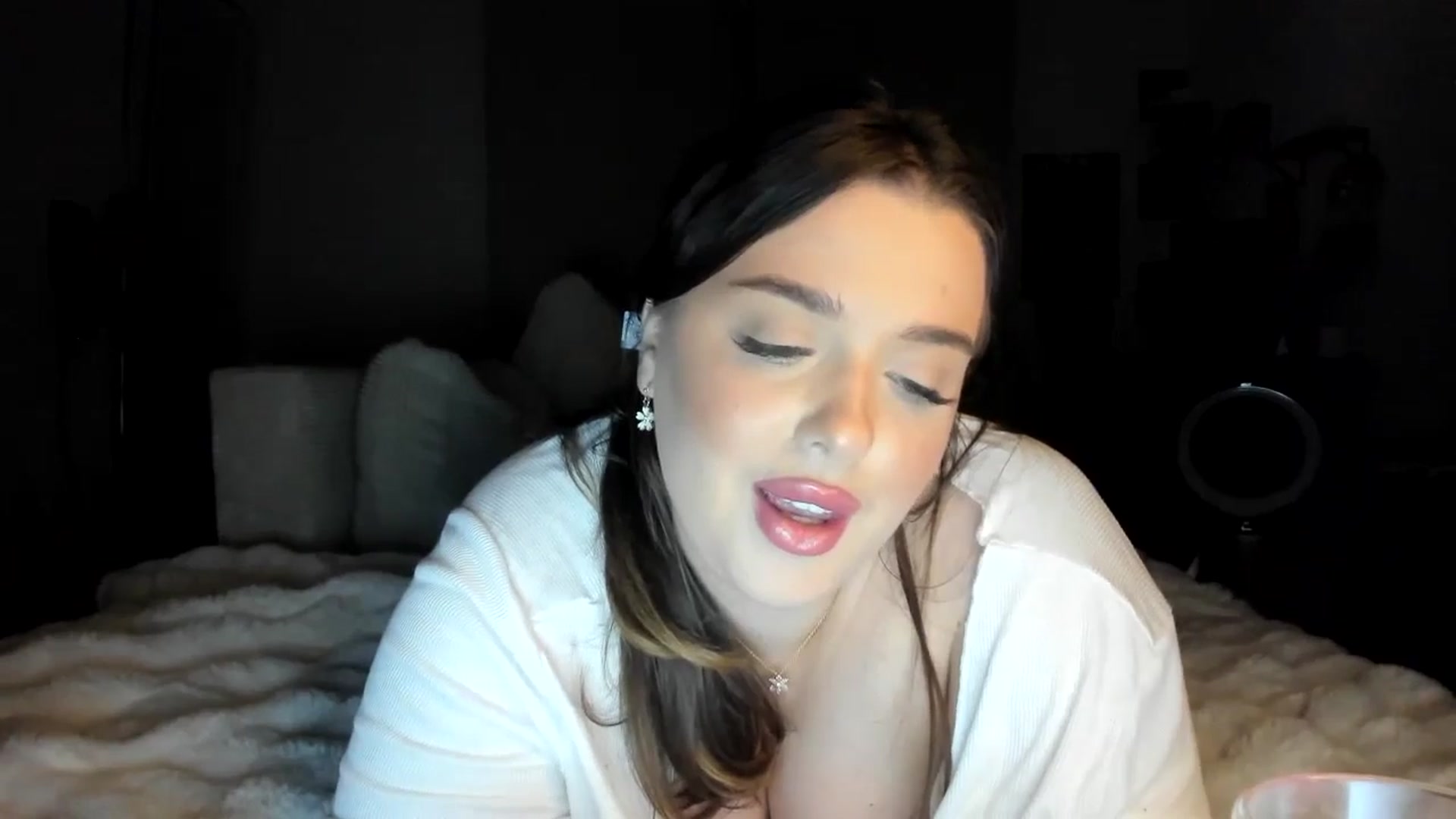 Gallery image thumbnail from IamAlishaBaby's myfreecams stream on, 07/30/2024, 22:59 image 18 of 20
