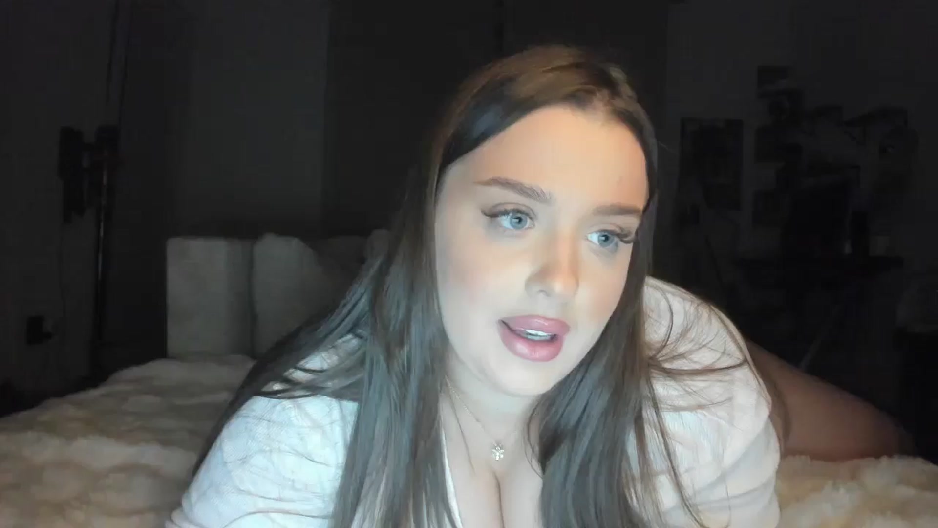 Gallery image thumbnail from IamAlishaBaby's myfreecams stream on, 08/06/2024, 21:51 image 17 of 20