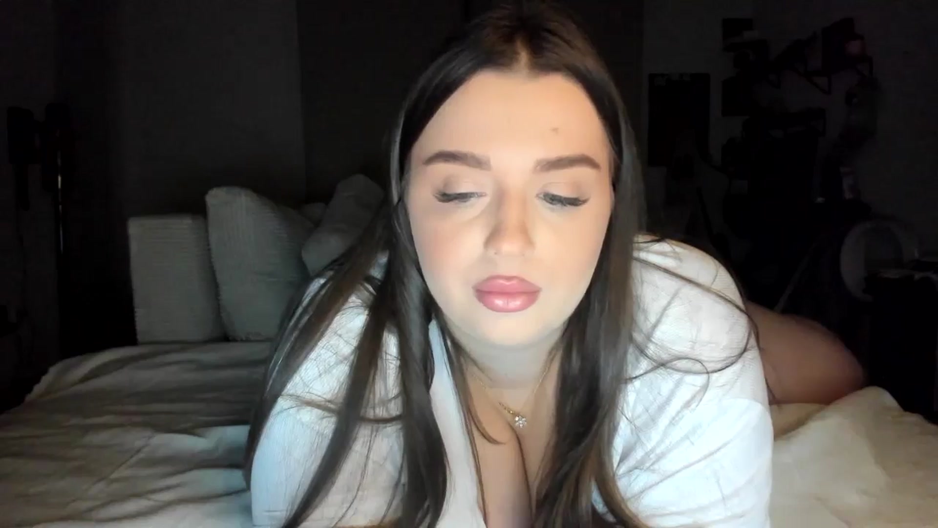 Gallery image thumbnail from IamAlishaBaby's myfreecams stream on, 09/18/2024, 21:00 image 18 of 20