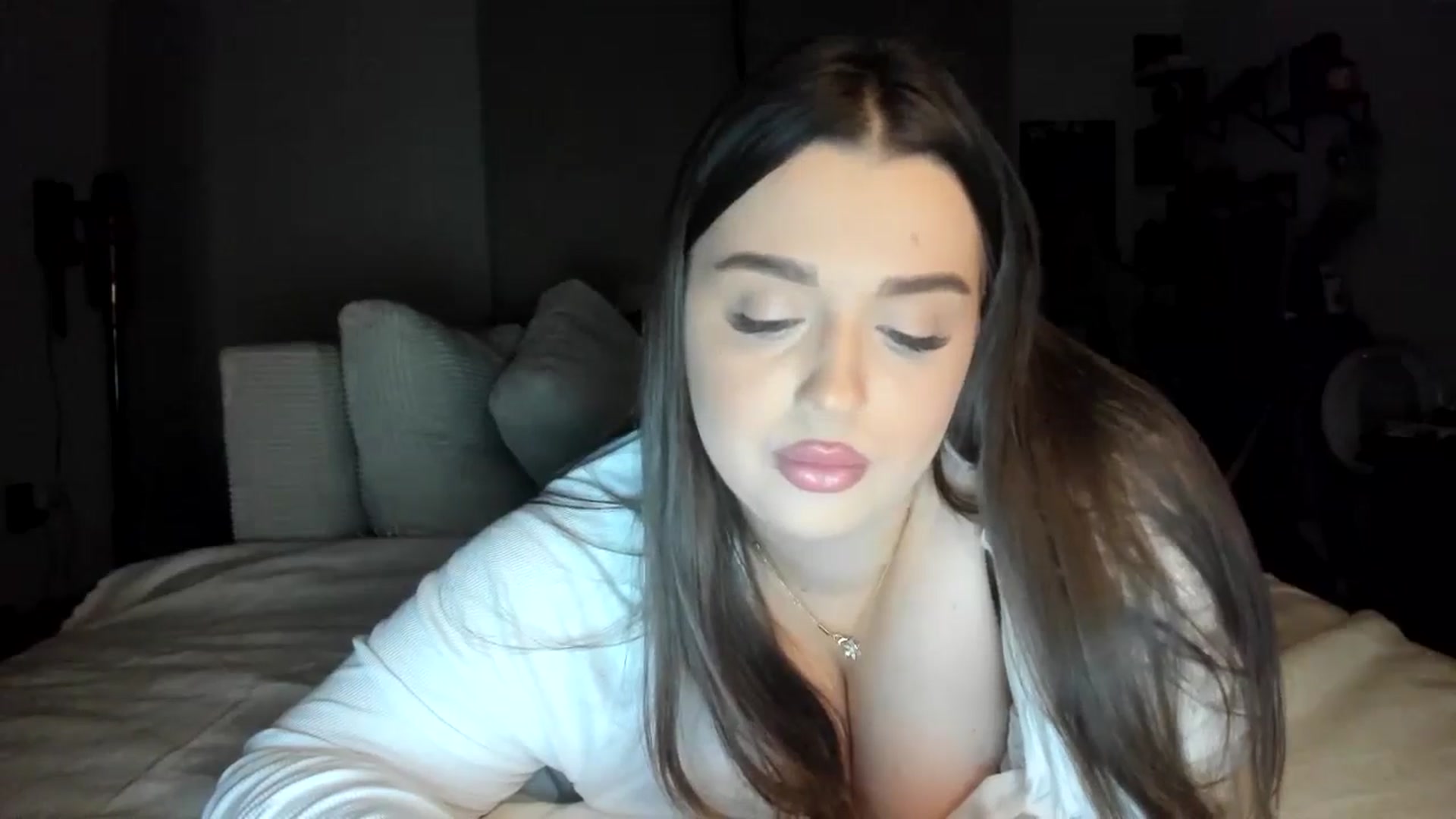 Gallery image thumbnail from IamAlishaBaby's myfreecams stream on, 09/18/2024, 21:00 image 9 of 20