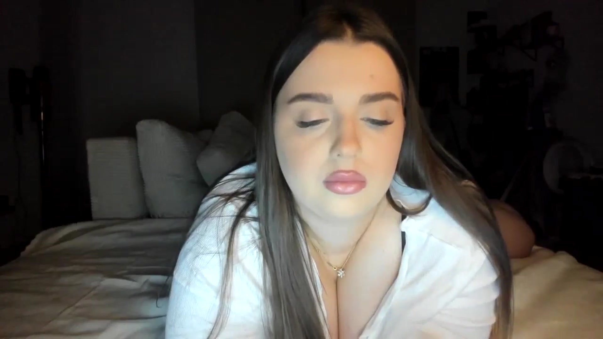 Gallery image thumbnail from IamAlishaBaby's myfreecams stream on, 09/18/2024, 21:00 image 7 of 20