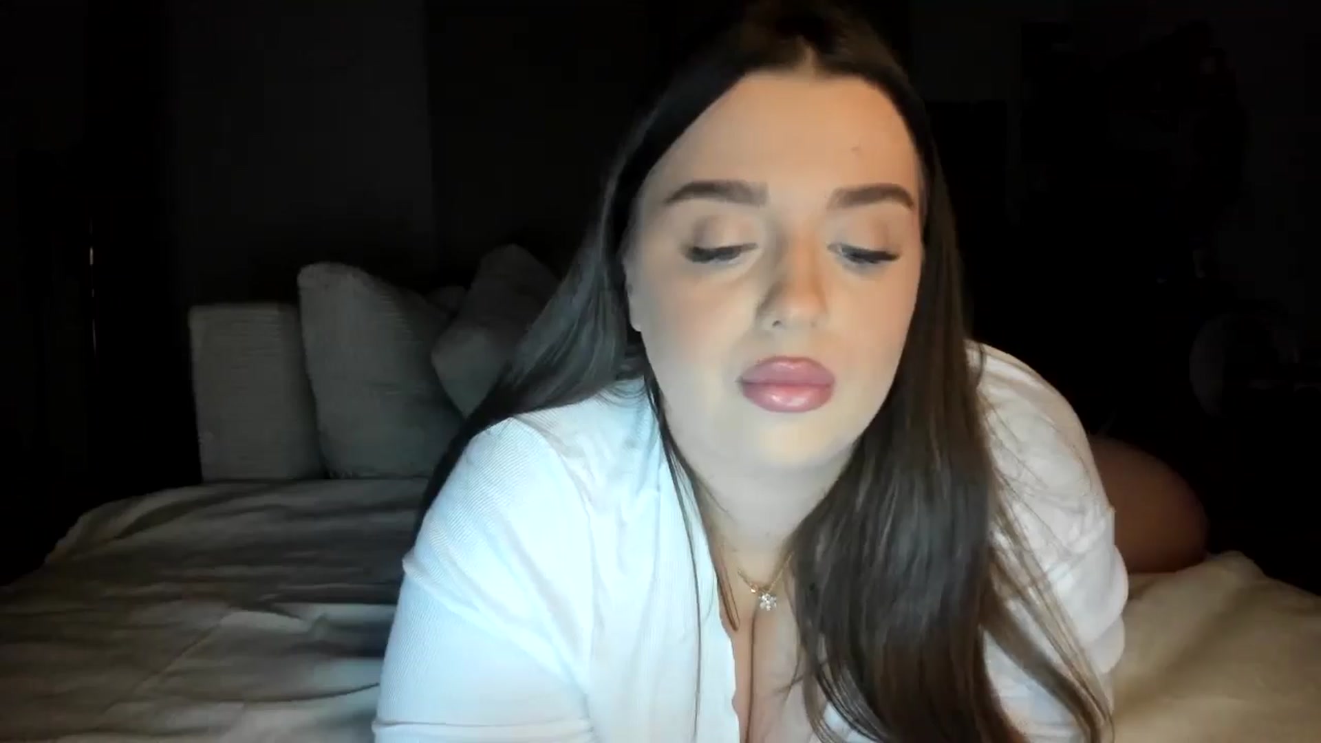 Gallery image thumbnail from IamAlishaBaby's myfreecams stream on, 09/18/2024, 21:00 image 3 of 20
