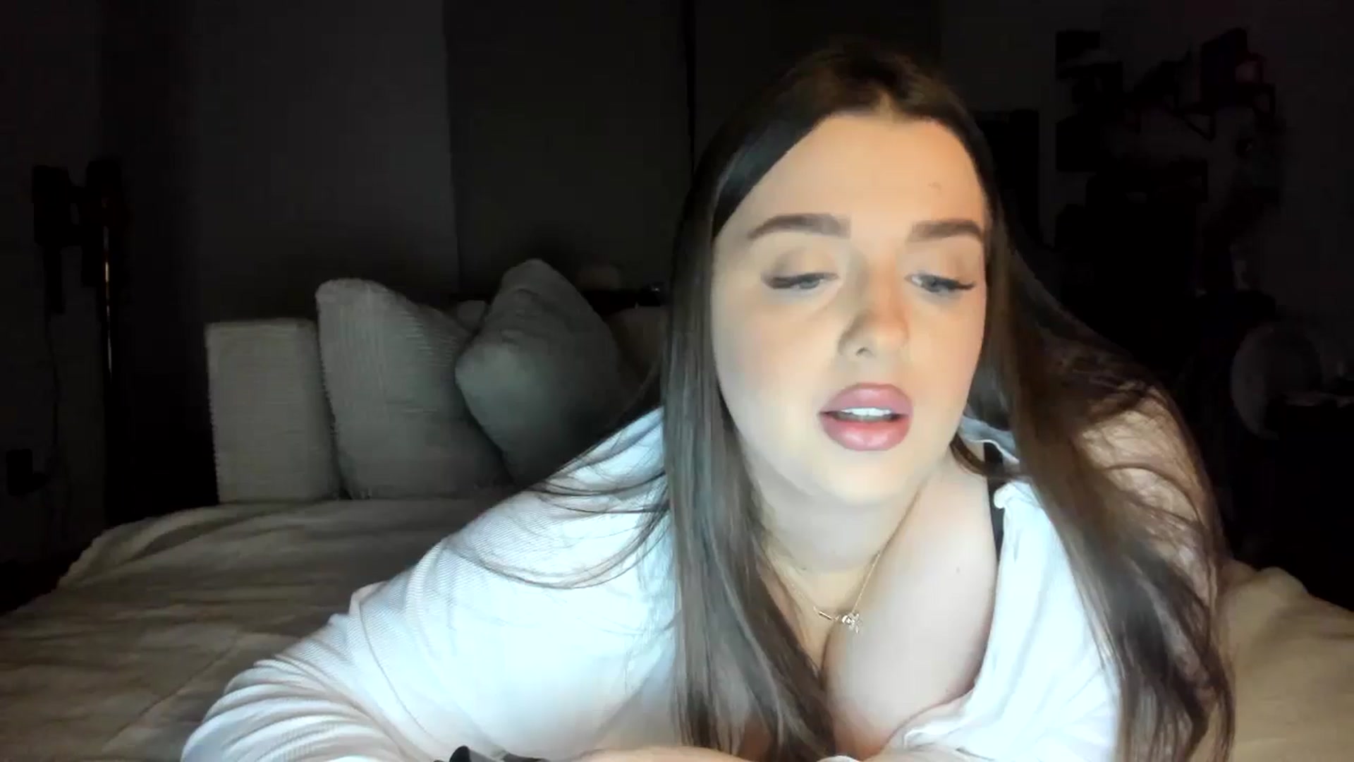 Gallery image thumbnail from IamAlishaBaby's myfreecams stream on, 09/18/2024, 21:00 image 8 of 20