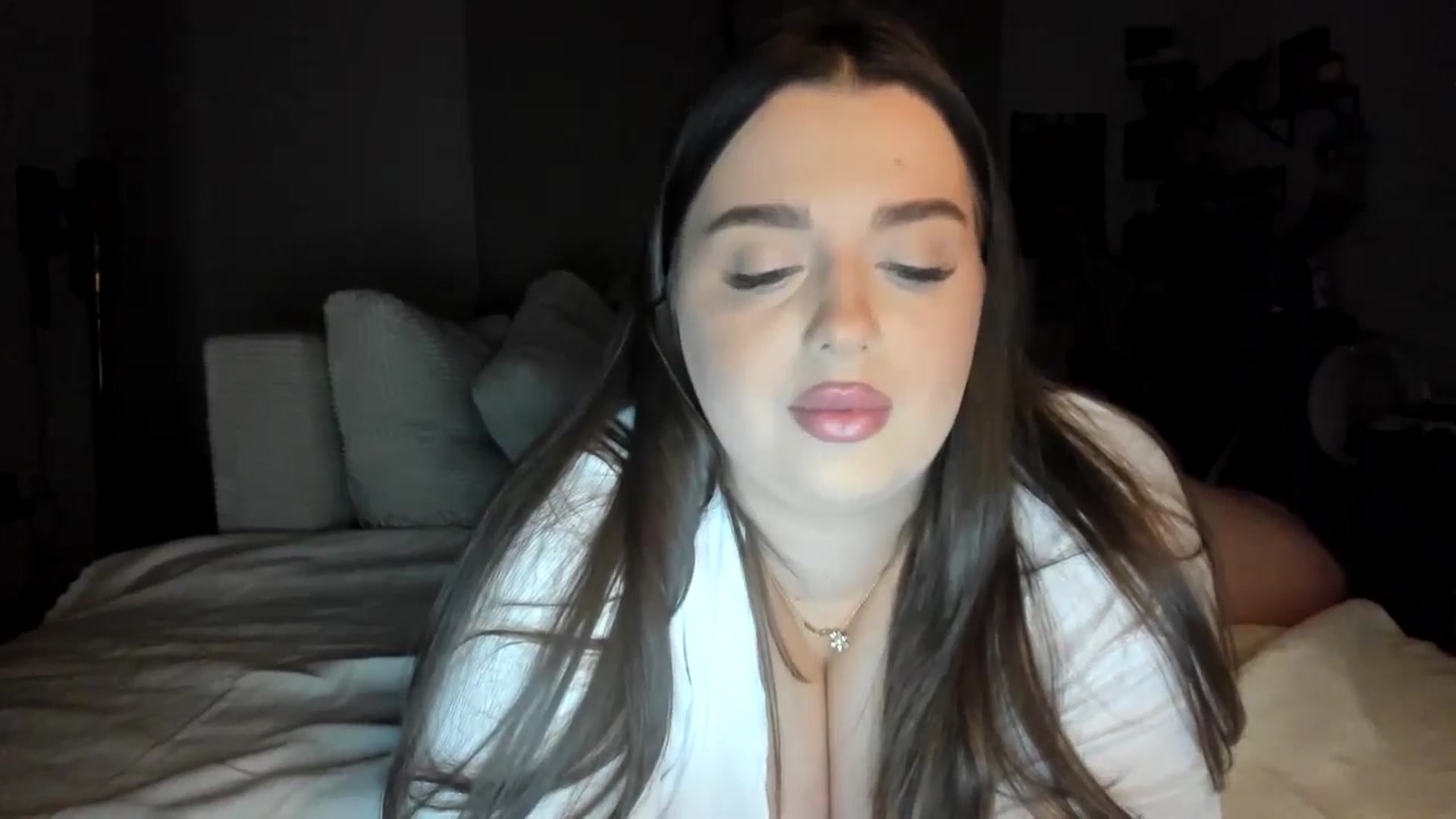 Gallery image thumbnail from IamAlishaBaby's myfreecams stream on, 09/18/2024, 21:00 image 17 of 20