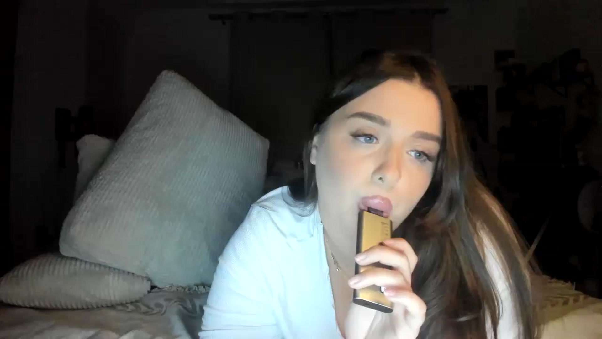Gallery image thumbnail from IamAlishaBaby's myfreecams stream on, 09/19/2024, 22:28 image 9 of 20