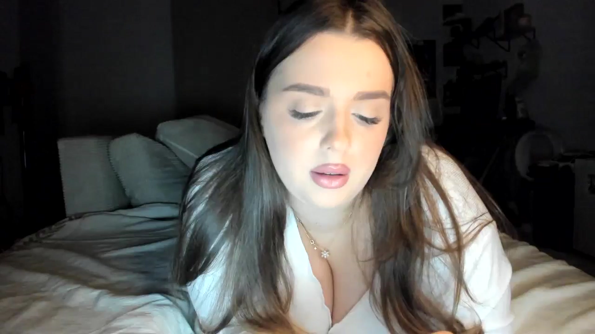 Gallery image thumbnail from IamAlishaBaby's myfreecams stream on, 09/20/2024, 20:41 image 20 of 20