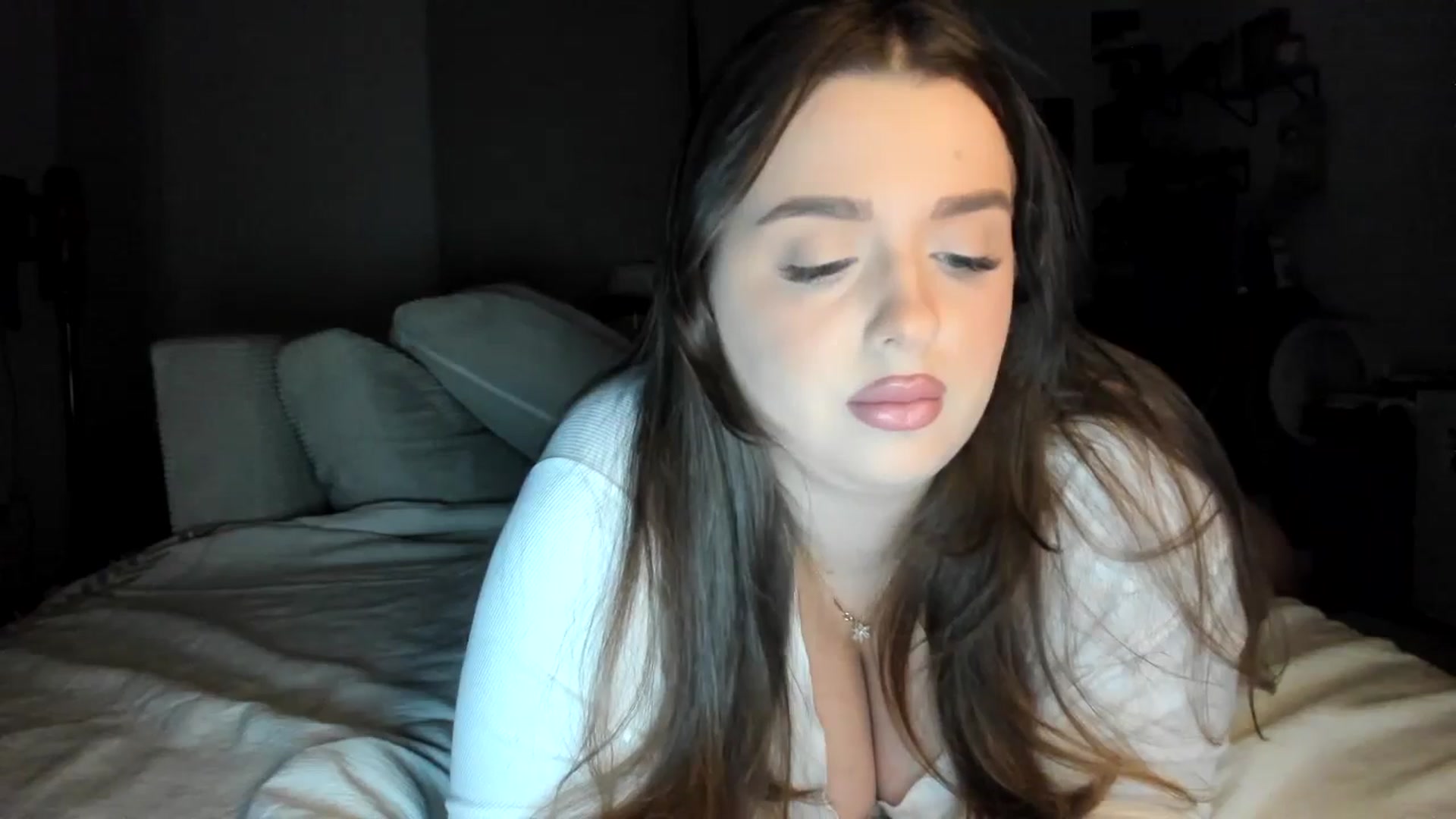 Gallery image thumbnail from IamAlishaBaby's myfreecams stream on, 09/20/2024, 20:41 image 16 of 20