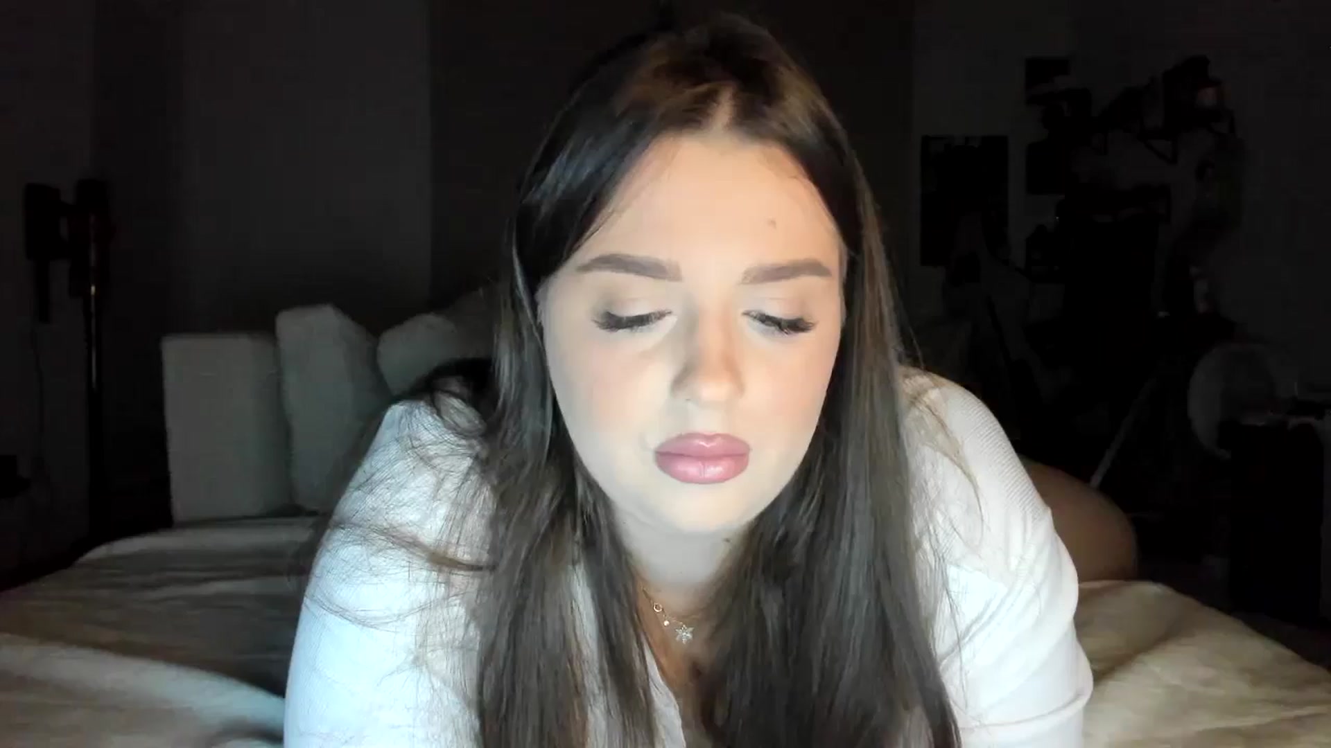 Gallery image thumbnail from IamAlishaBaby's myfreecams stream on, 09/23/2024, 20:40 image 17 of 20