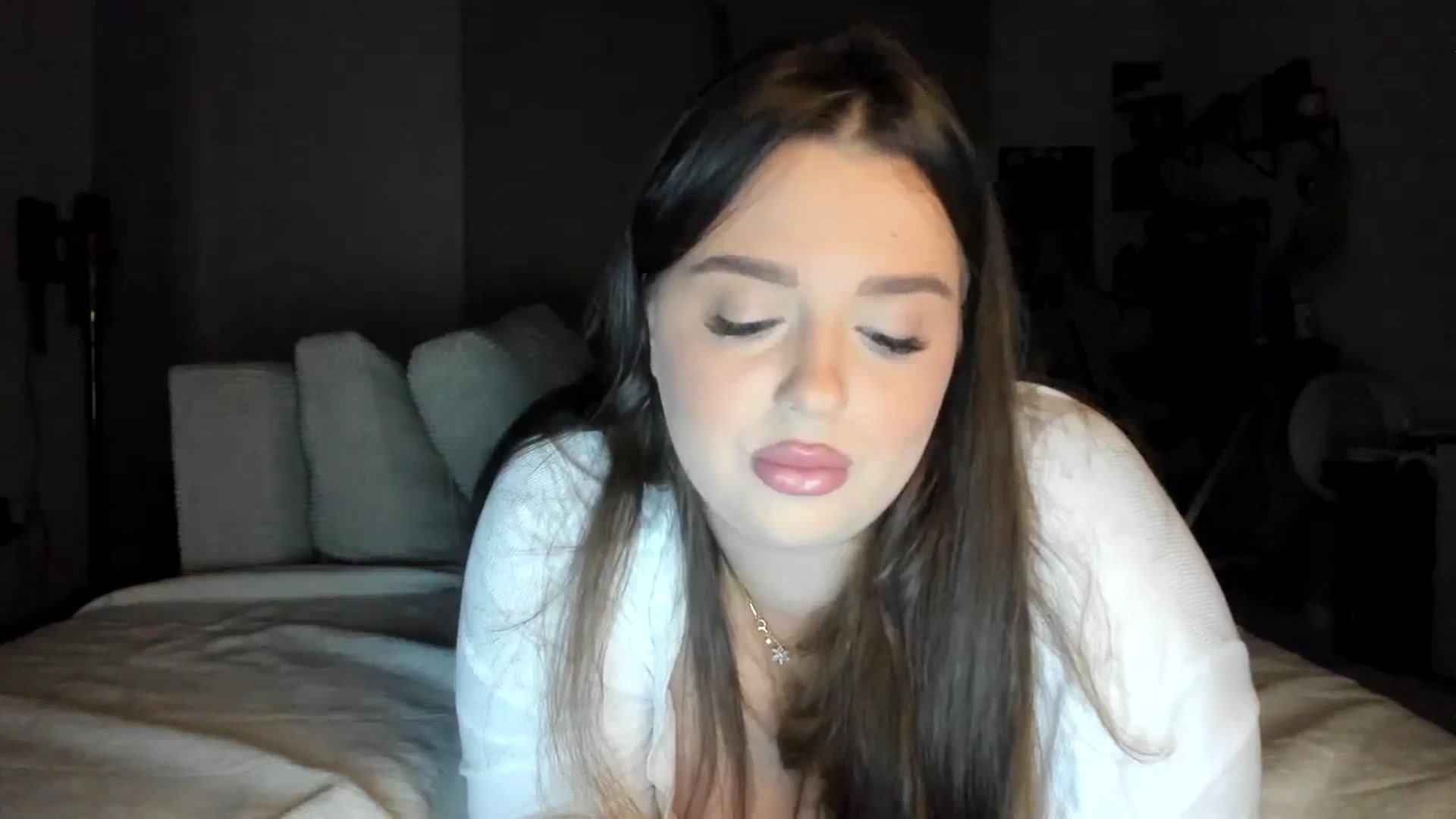 Gallery image thumbnail from IamAlishaBaby's myfreecams stream on, 09/23/2024, 20:40 image 12 of 20