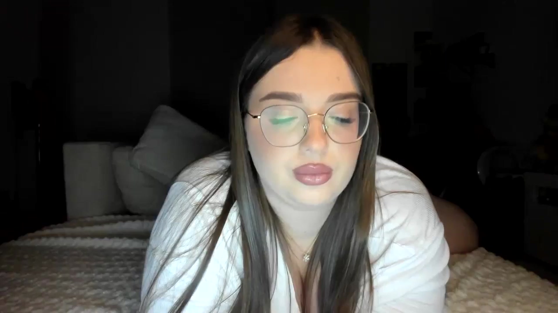 Gallery image thumbnail from IamAlishaBaby's myfreecams stream on, 11/17/2024, 22:05 image 7 of 20