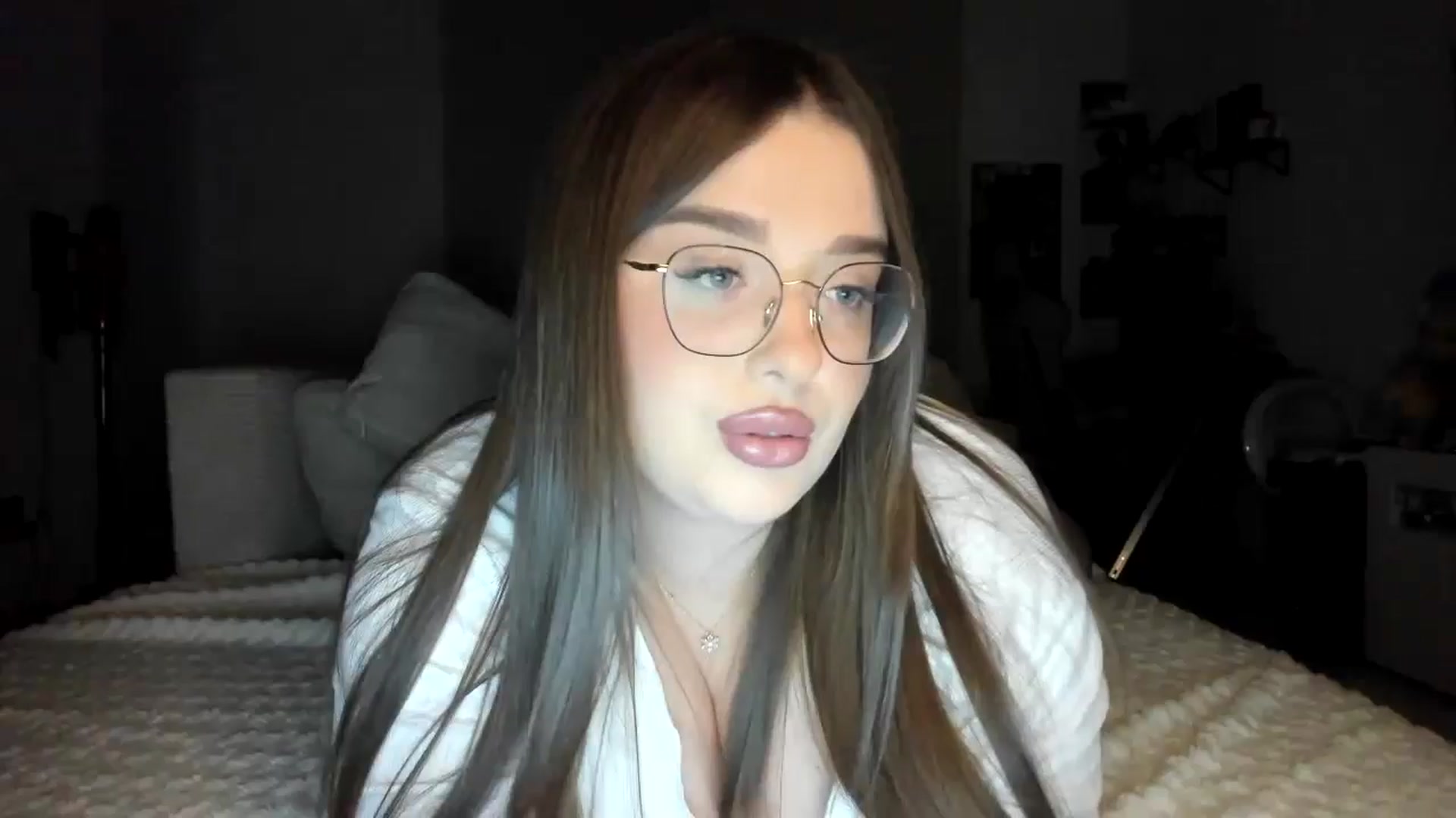 Gallery image thumbnail from IamAlishaBaby's myfreecams stream on, 11/17/2024, 22:05 image 4 of 20