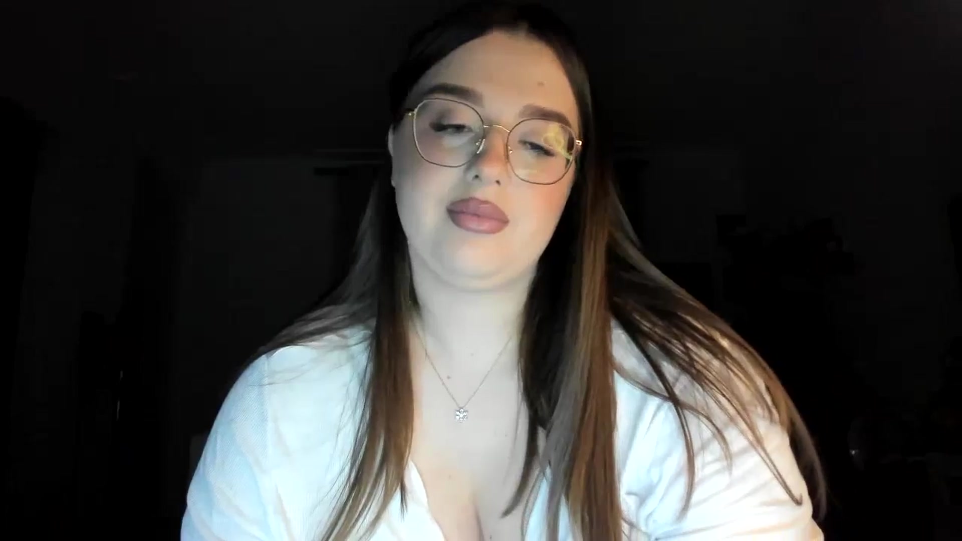 Gallery image thumbnail from IamAlishaBaby's myfreecams stream on, 11/17/2024, 23:42 image 12 of 20