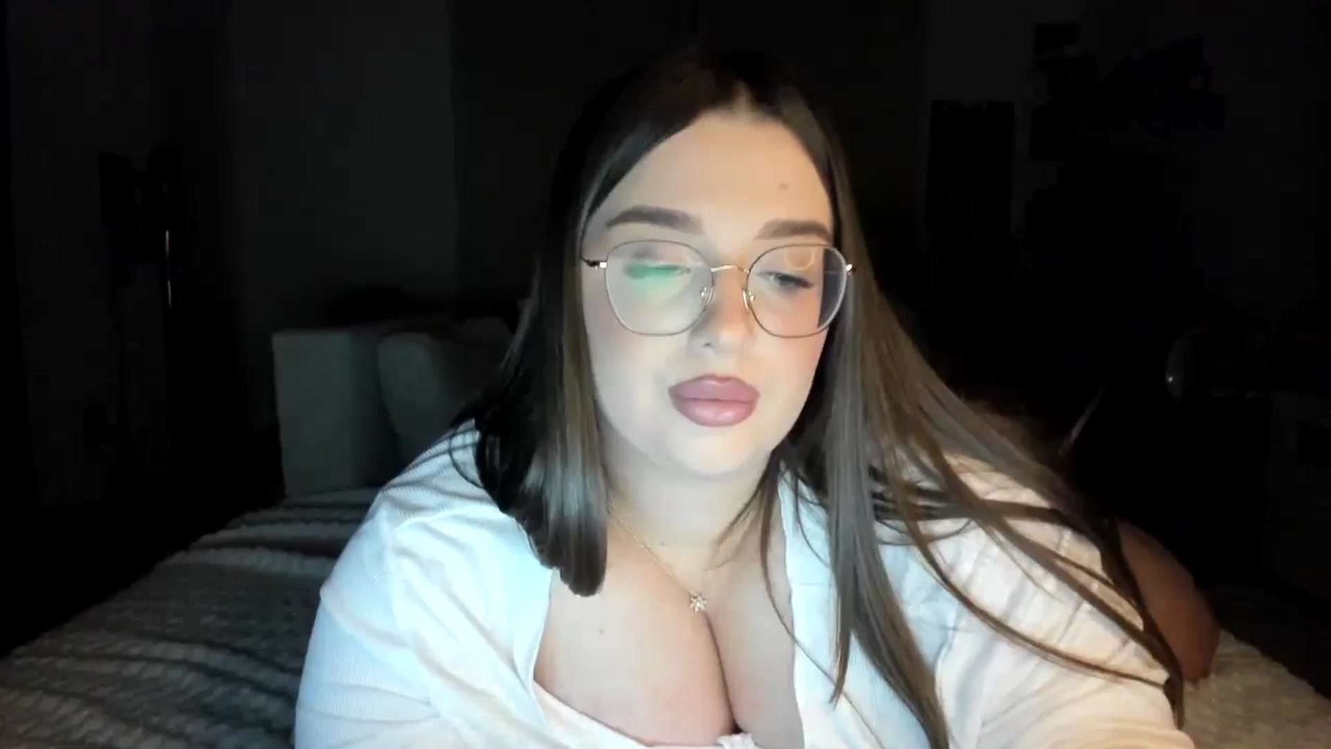Gallery image thumbnail from IamAlishaBaby's myfreecams stream on, 11/17/2024, 23:42 image 14 of 20