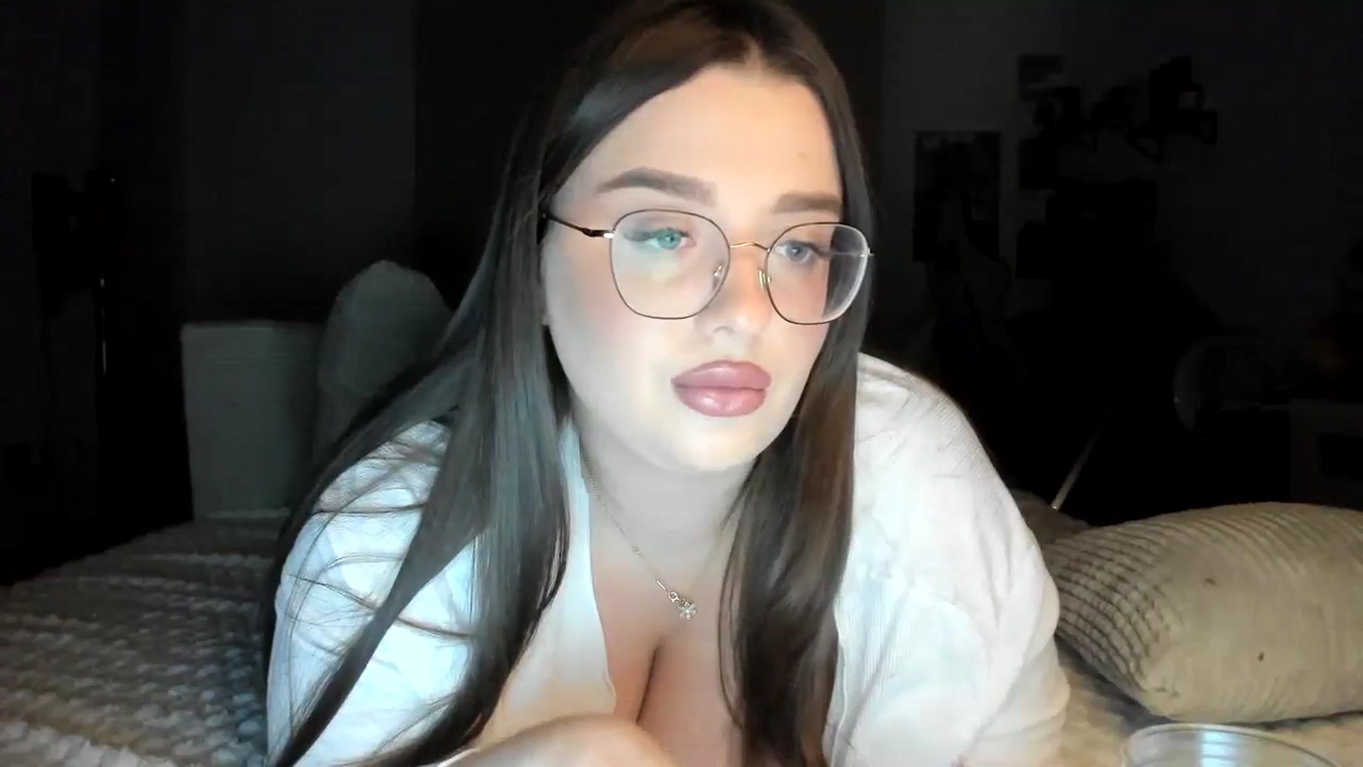 Gallery image thumbnail from IamAlishaBaby's myfreecams stream on, 11/19/2024, 24:56 image 6 of 20
