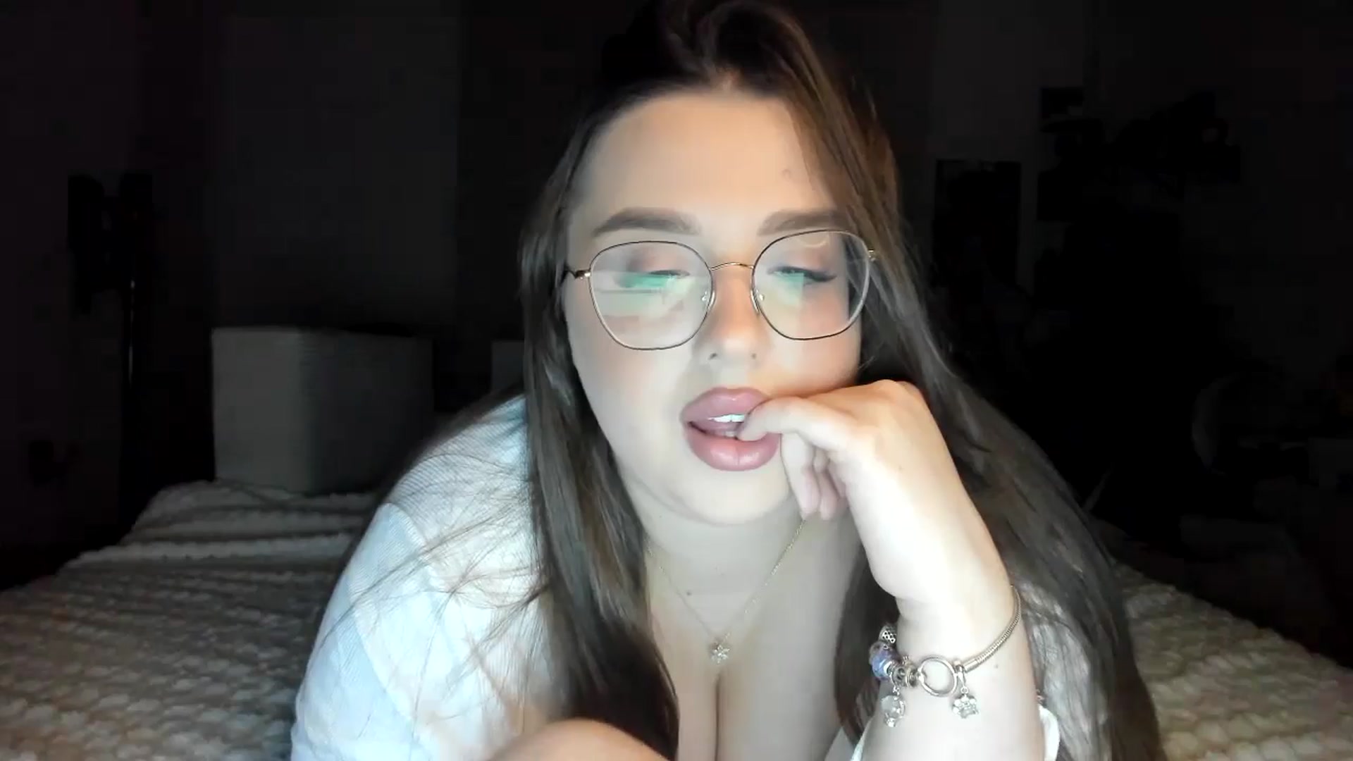 Gallery image thumbnail from IamAlishaBaby's myfreecams stream on, 11/20/2024, 22:53 image 12 of 20