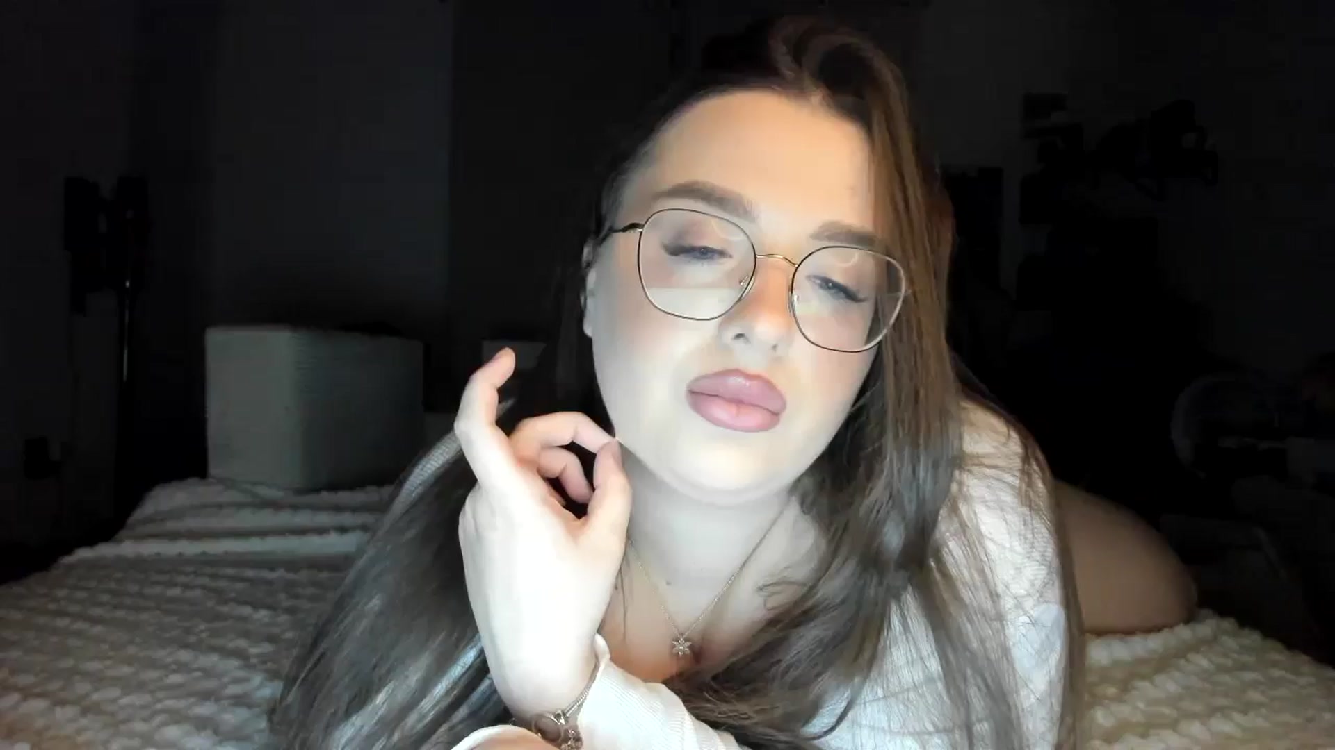 Gallery image thumbnail from IamAlishaBaby's myfreecams stream on, 11/20/2024, 22:53 image 19 of 20