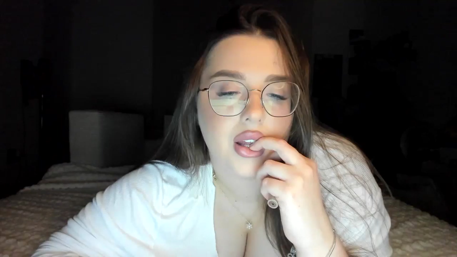 Gallery image thumbnail from IamAlishaBaby's myfreecams stream on, 11/20/2024, 22:53 image 15 of 20