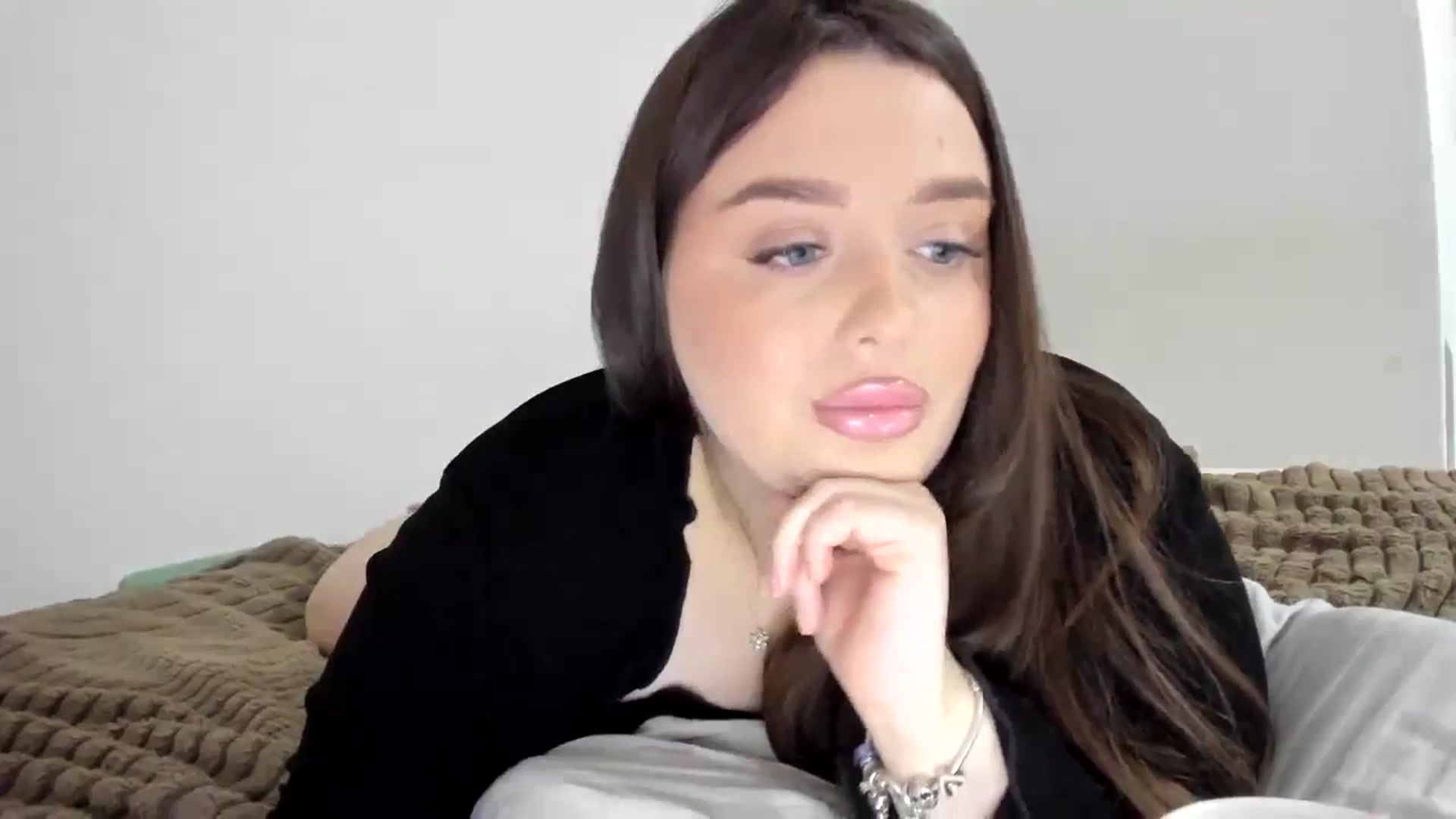 Gallery image thumbnail from IamAlishaBaby's myfreecams stream on, 11/25/2024, 18:12 image 5 of 20