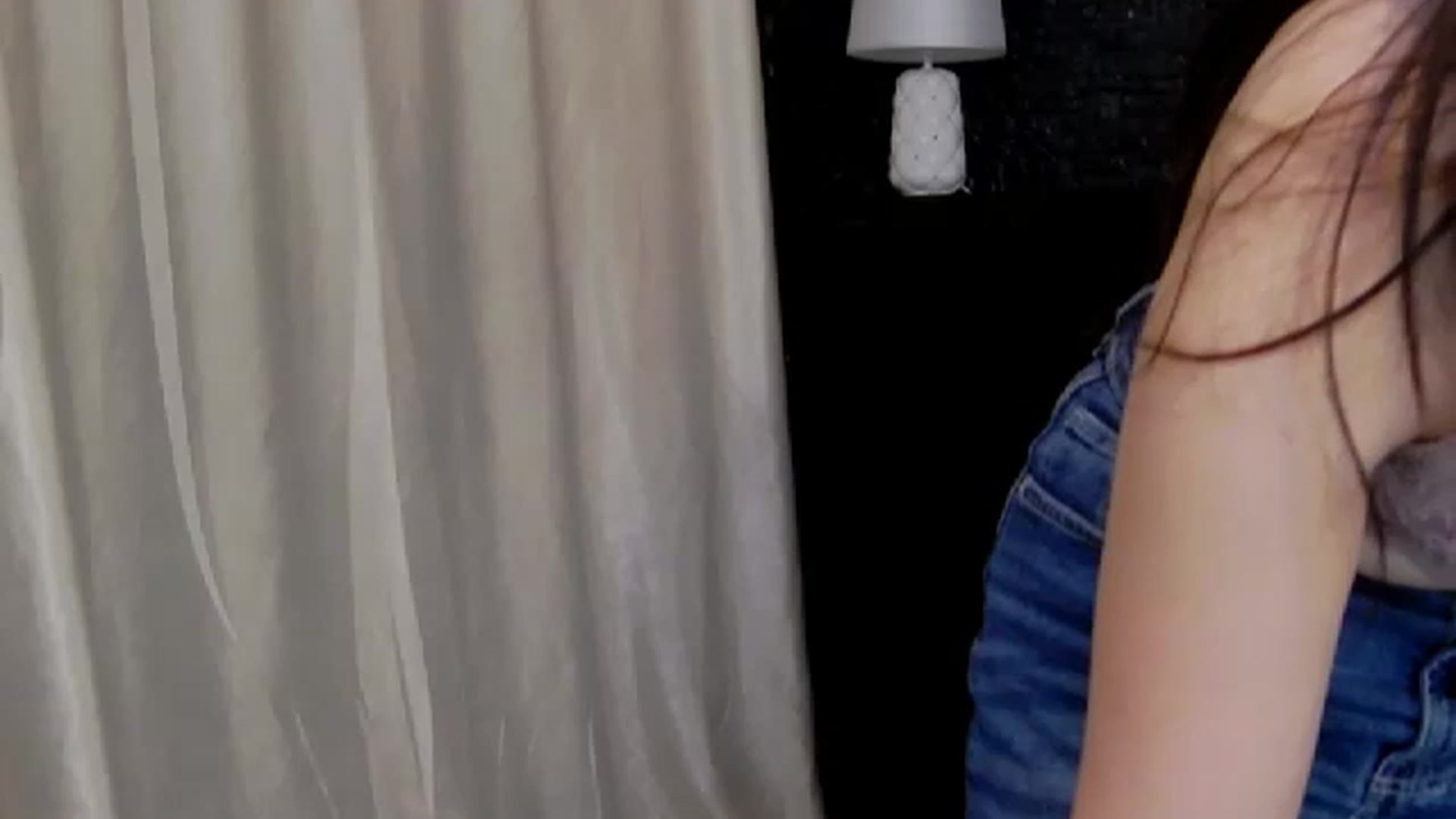 Gallery image thumbnail from IamAzaleea's myfreecams stream on, 11/30/2022, 22:55 image 12 of 20