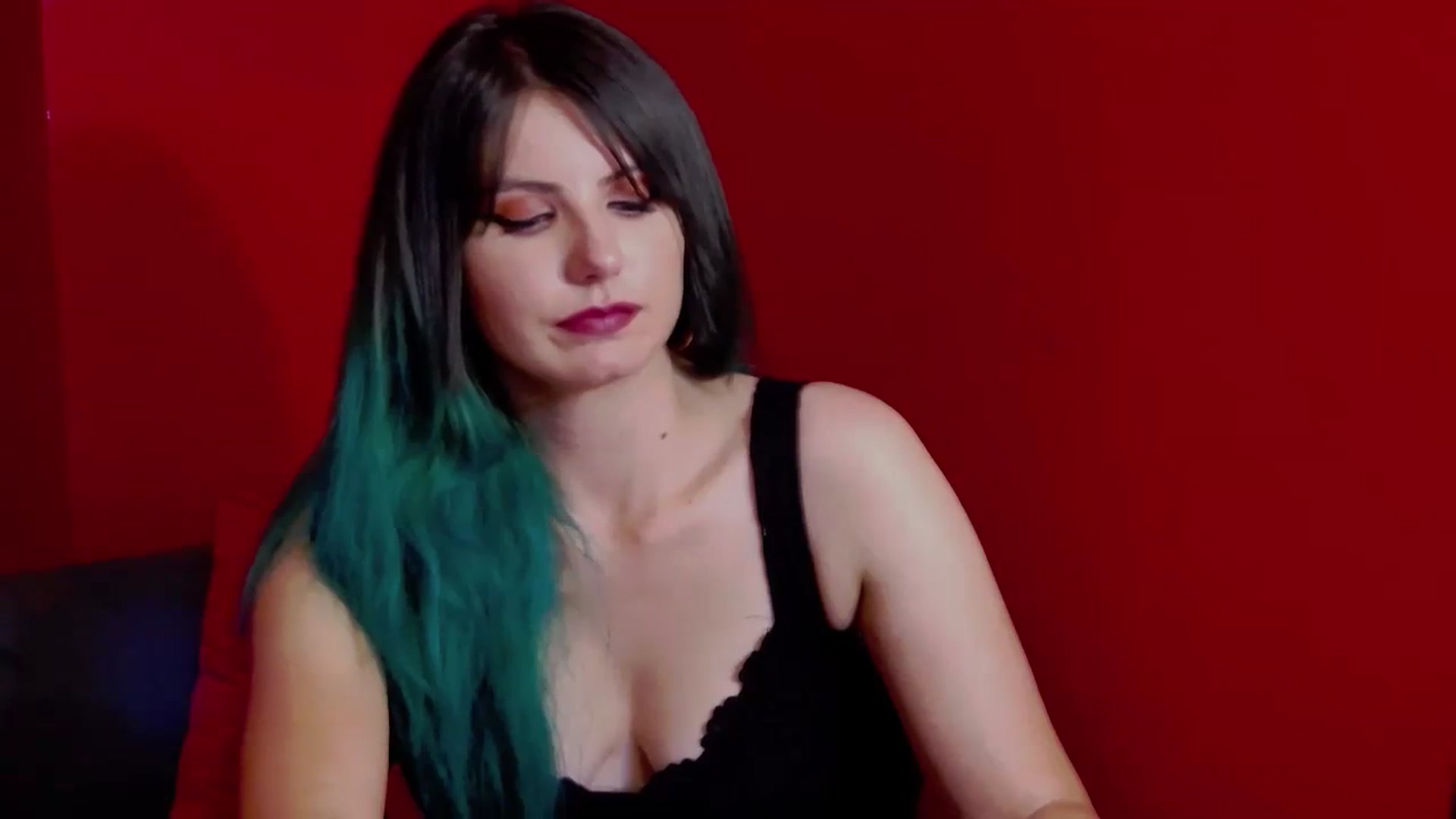 Gallery image thumbnail from IamAzaleea's myfreecams stream on, 08/14/2023, 24:00 image 7 of 20