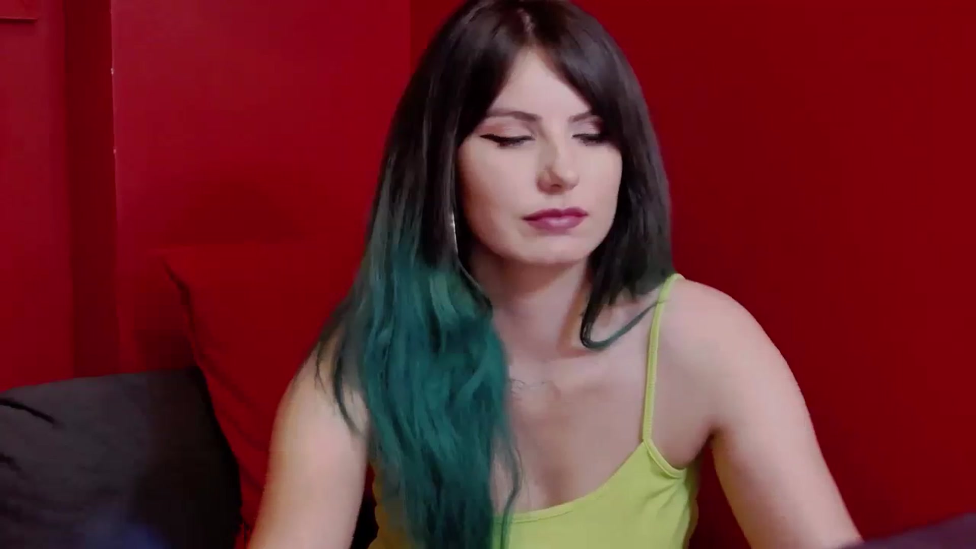 Gallery image thumbnail from IamAzaleea's myfreecams stream on, 08/15/2023, 03:41 image 10 of 20