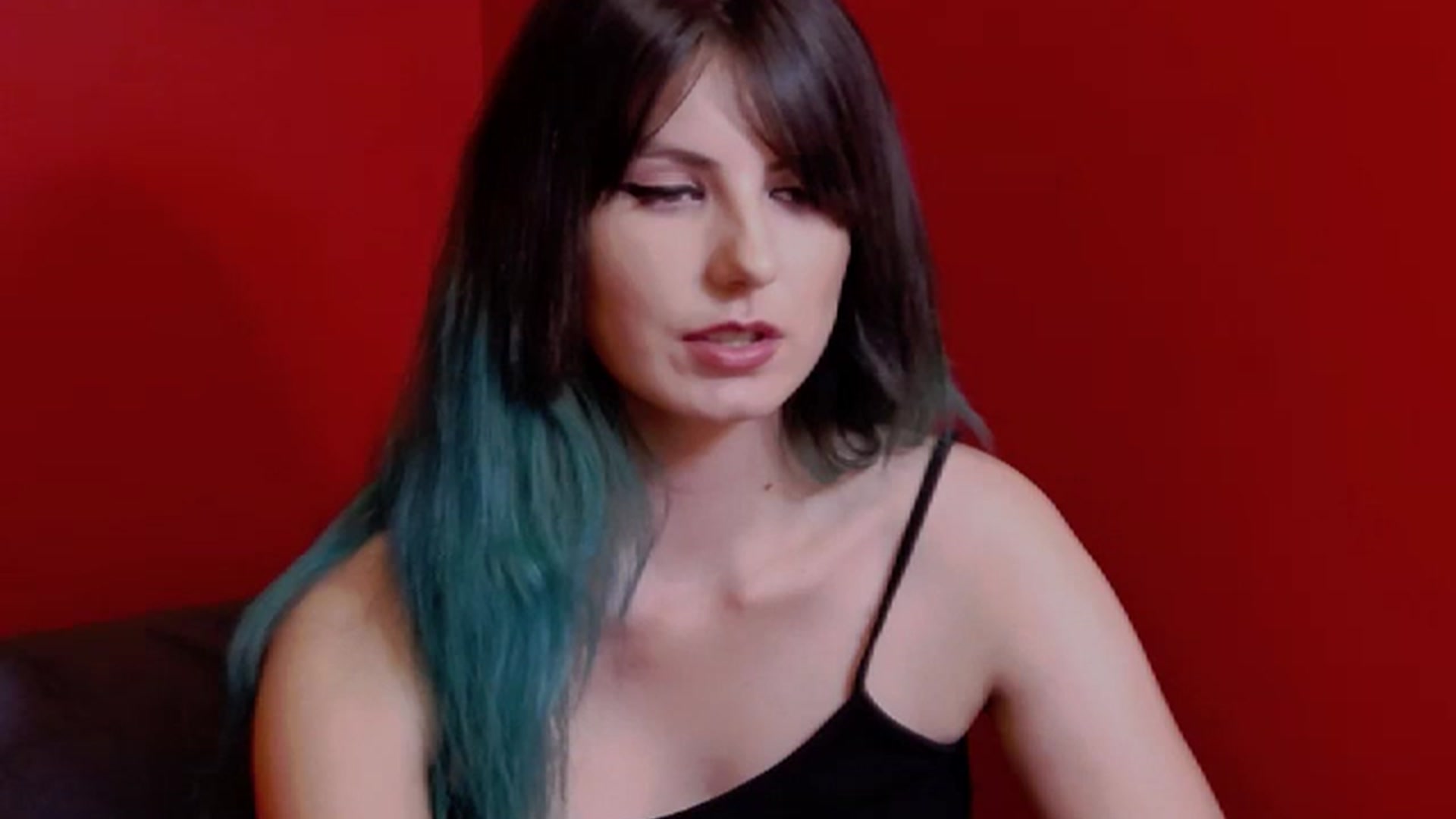 Gallery image thumbnail from IamAzaleea's myfreecams stream on, 08/22/2023, 23:12 image 14 of 20
