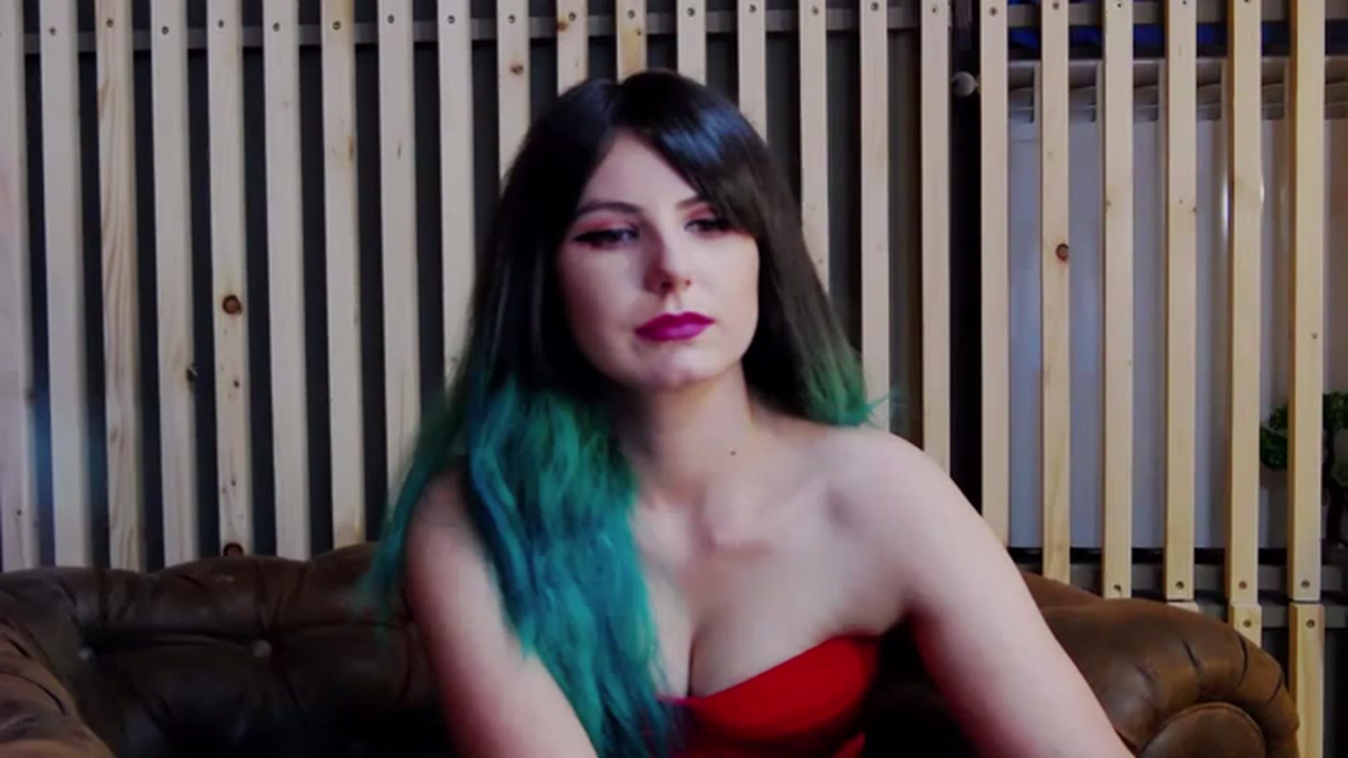 Gallery image thumbnail from IamAzaleea's myfreecams stream on, 08/27/2023, 22:59 image 12 of 20