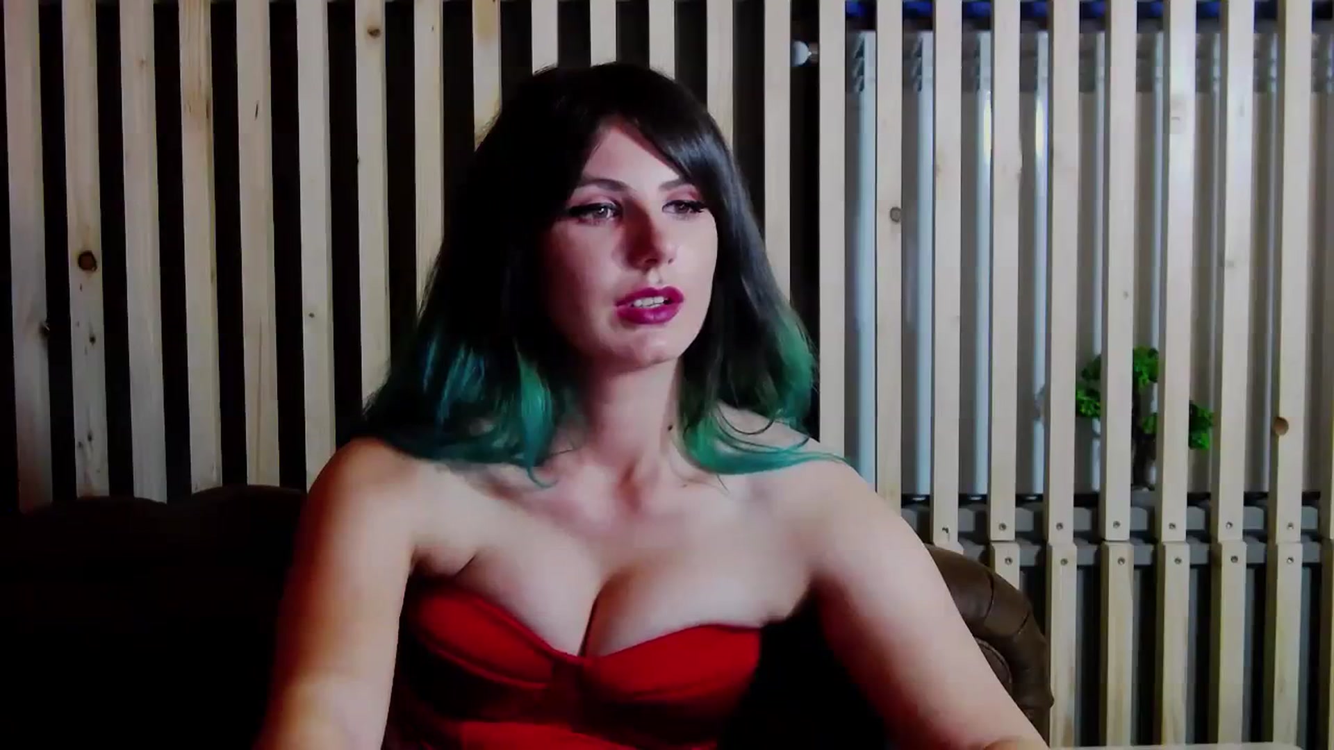 Gallery image thumbnail from IamAzaleea's myfreecams stream on, 08/28/2023, 02:42 image 3 of 20