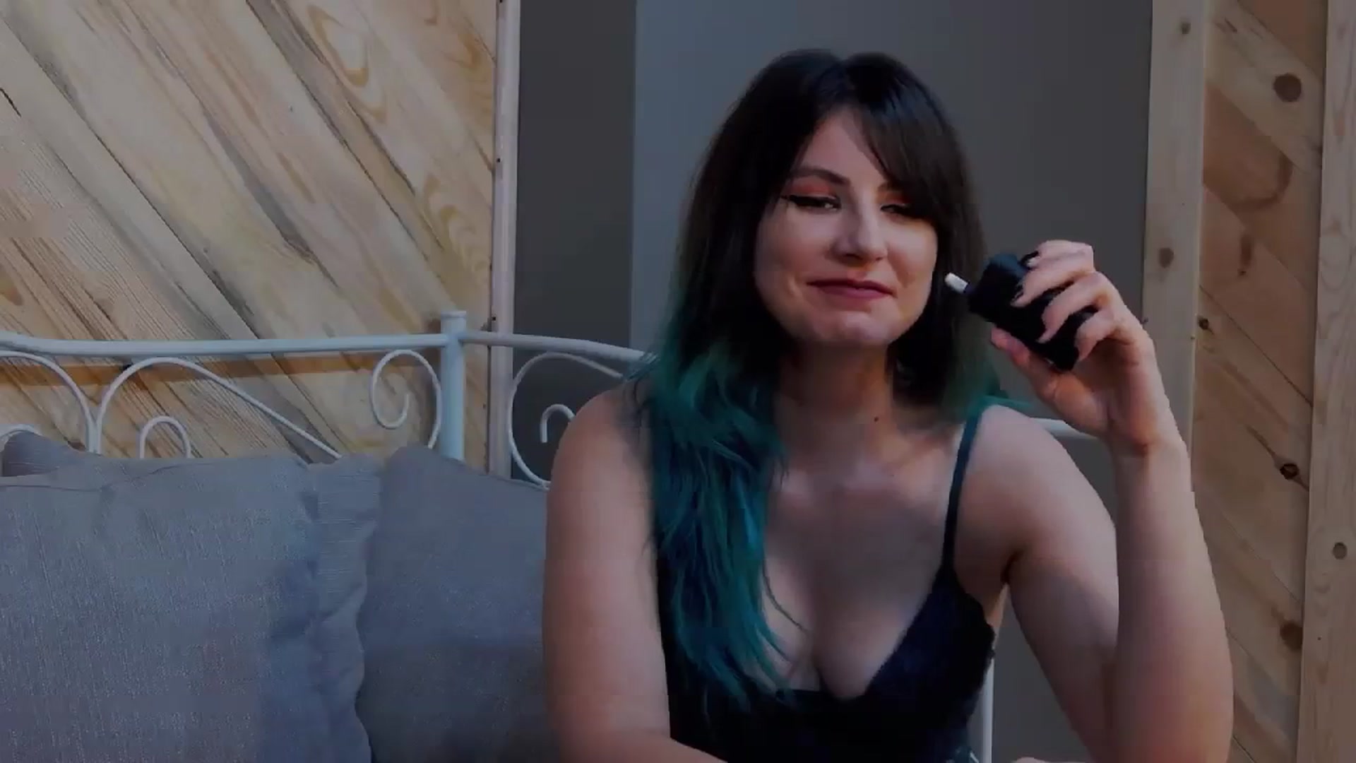 Gallery image thumbnail from IamAzaleea's myfreecams stream on, 09/02/2023, 21:41 image 2 of 20