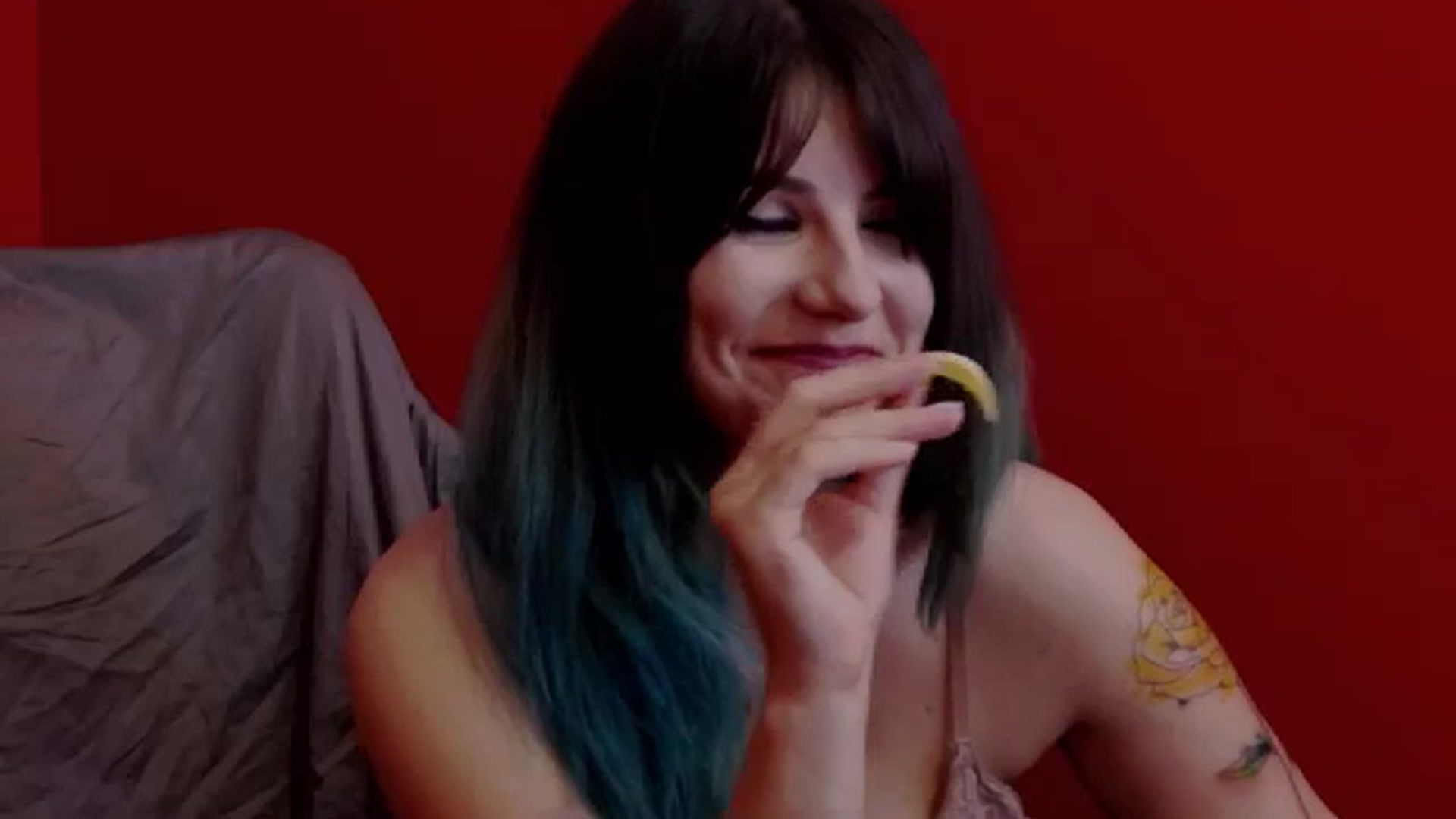 Gallery image thumbnail from IamAzaleea's myfreecams stream on, 09/20/2023, 02:05 image 13 of 20