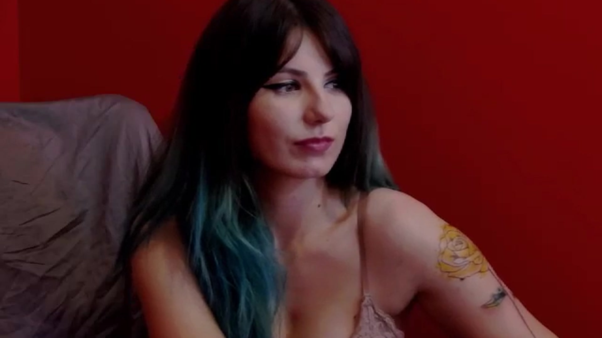 Gallery image thumbnail from IamAzaleea's myfreecams stream on, 09/20/2023, 02:05 image 16 of 20