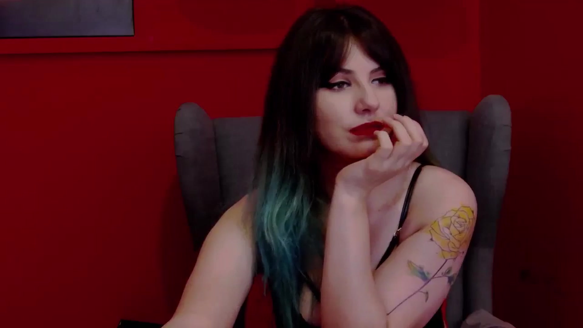 Gallery image thumbnail from IamAzaleea's myfreecams stream on, 10/10/2023, 22:36 image 20 of 20