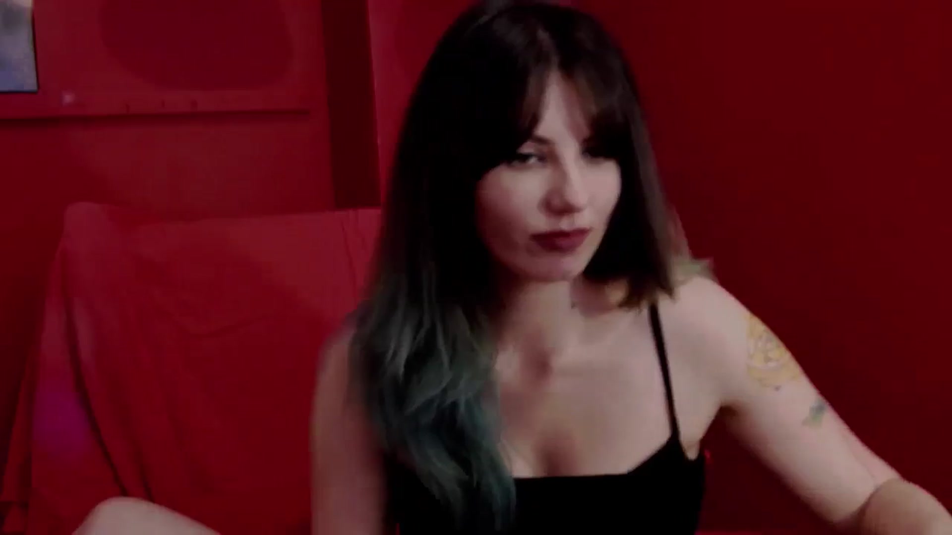 Gallery image thumbnail from IamAzaleea's myfreecams stream on, 11/12/2023, 12:13 image 19 of 20