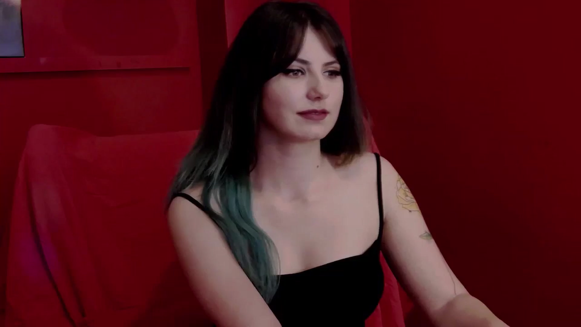Gallery image thumbnail from IamAzaleea's myfreecams stream on, 11/12/2023, 12:13 image 13 of 20