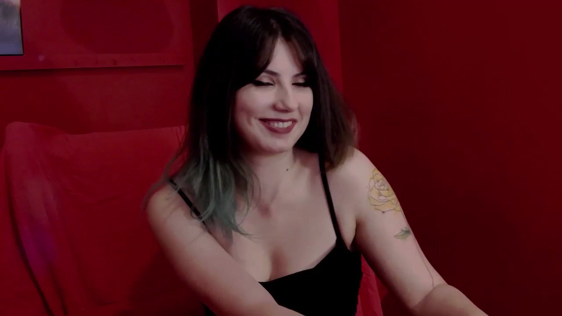 Gallery image thumbnail from IamAzaleea's myfreecams stream on, 11/12/2023, 12:13 image 6 of 20