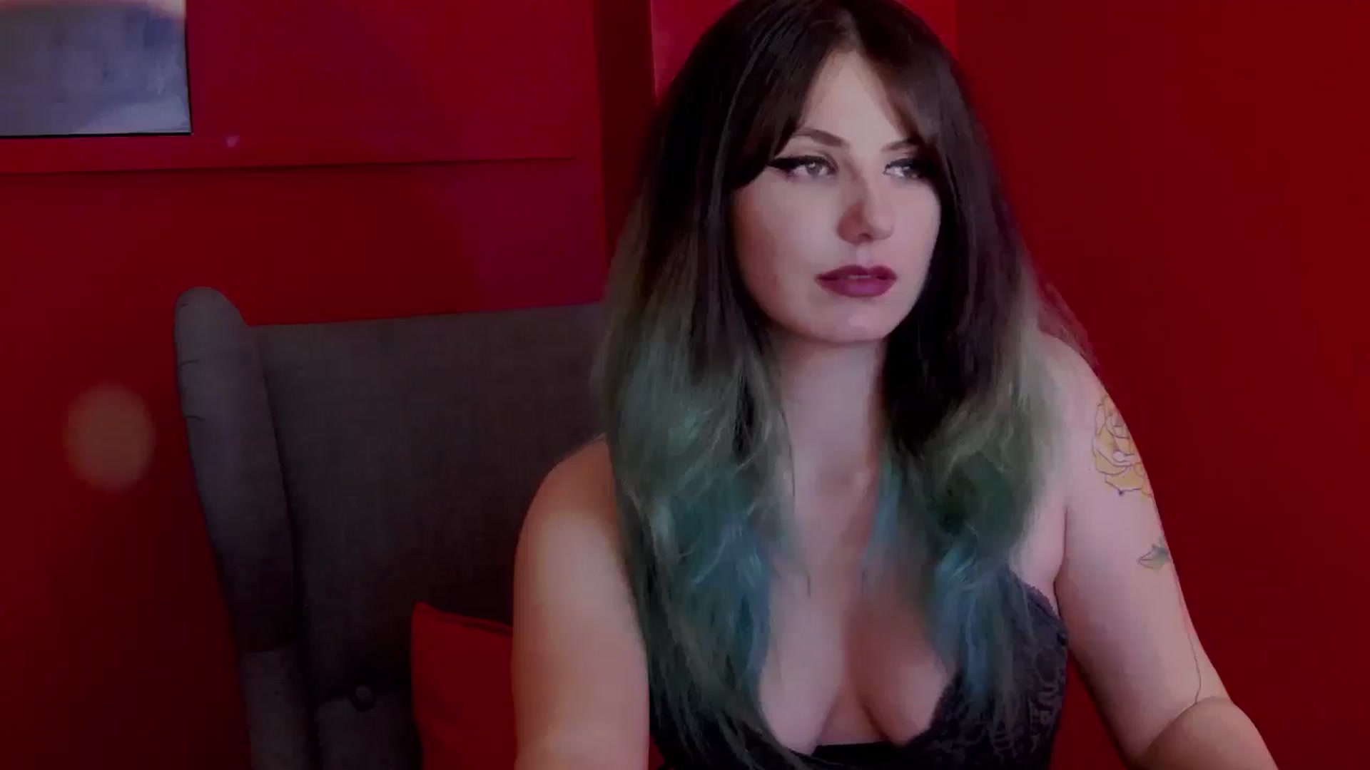 Gallery image thumbnail from IamAzaleea's myfreecams stream on, 11/15/2023, 09:54 image 14 of 20