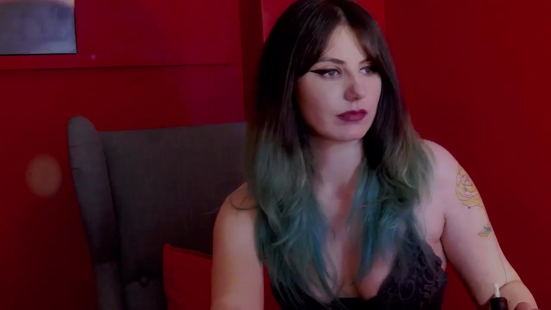 Gallery image thumbnail from IamAzaleea's myfreecams stream on, 11/15/2023, 09:54 image 11 of 20