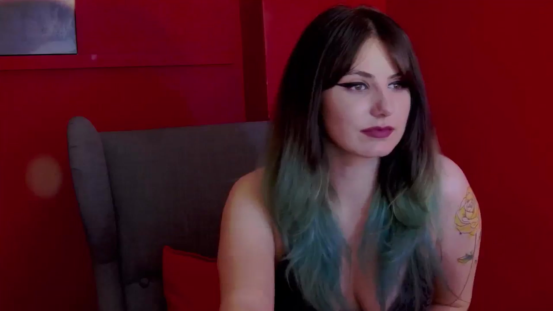 Gallery image thumbnail from IamAzaleea's myfreecams stream on, 11/15/2023, 09:54 image 9 of 20