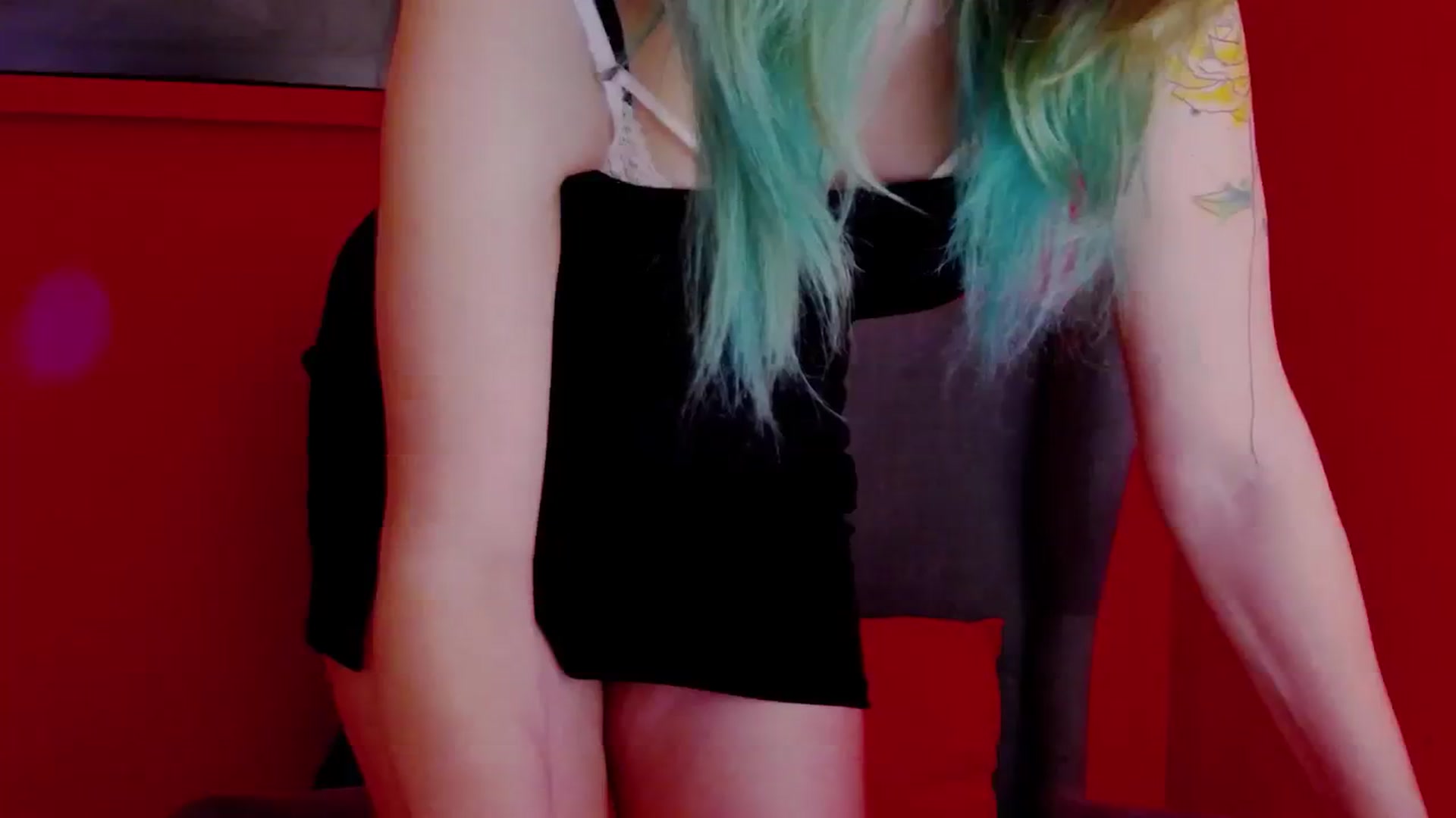 Gallery image thumbnail from IamAzaleea's myfreecams stream on, 11/30/2023, 22:30 image 4 of 20