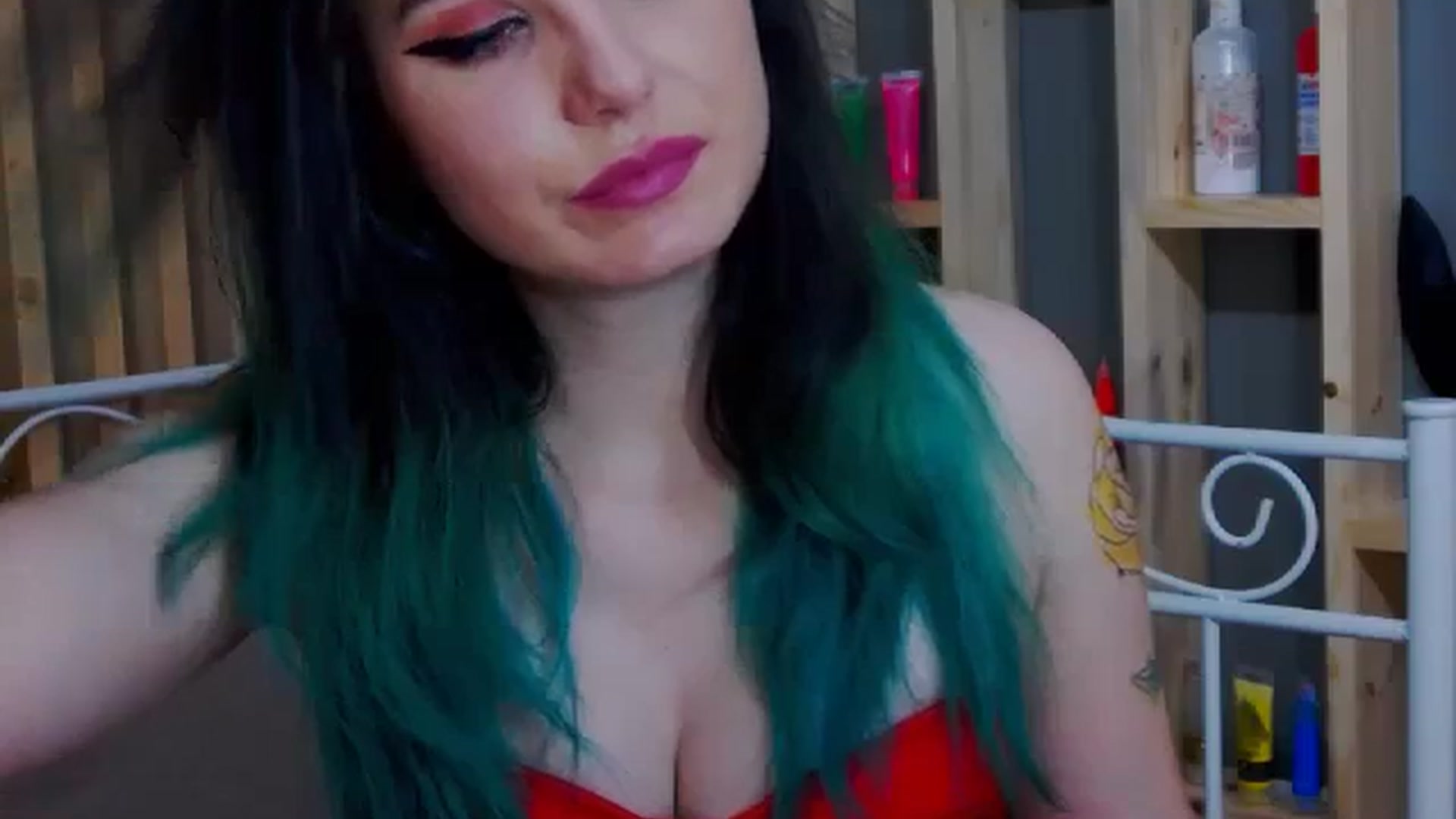 Gallery image thumbnail from IamAzaleea's myfreecams stream on, 01/10/2024, 24:06 image 5 of 20